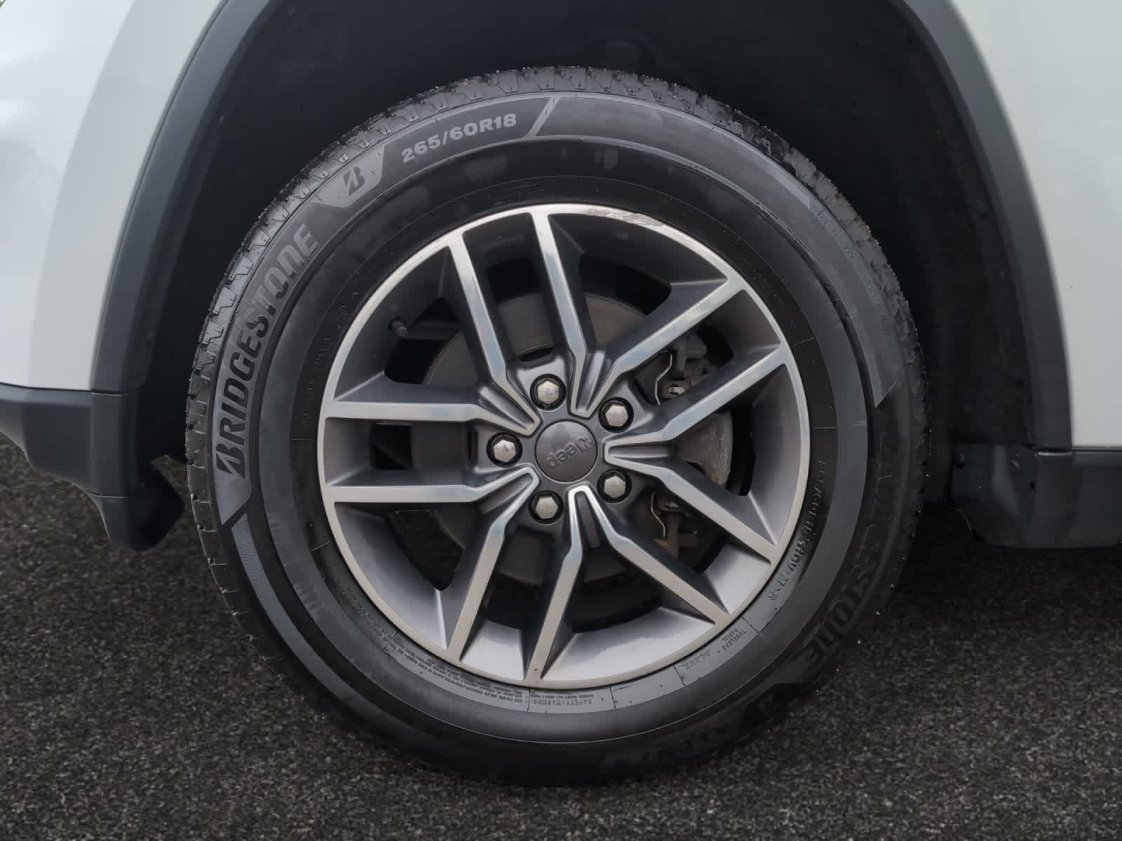 used 2020 Jeep Grand Cherokee car, priced at $24,998