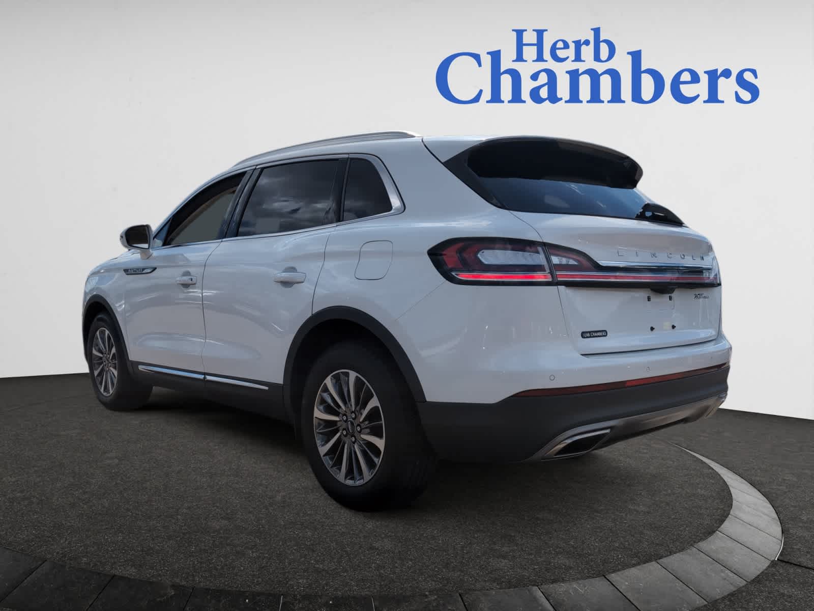 used 2020 Lincoln Nautilus car, priced at $24,798