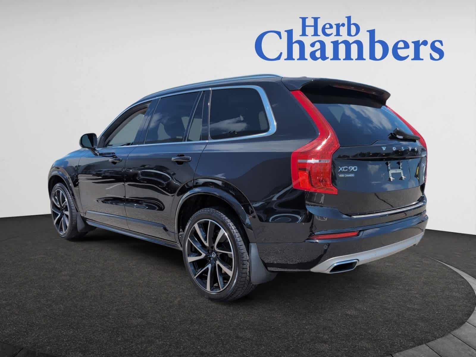 used 2020 Volvo XC90 car, priced at $24,998