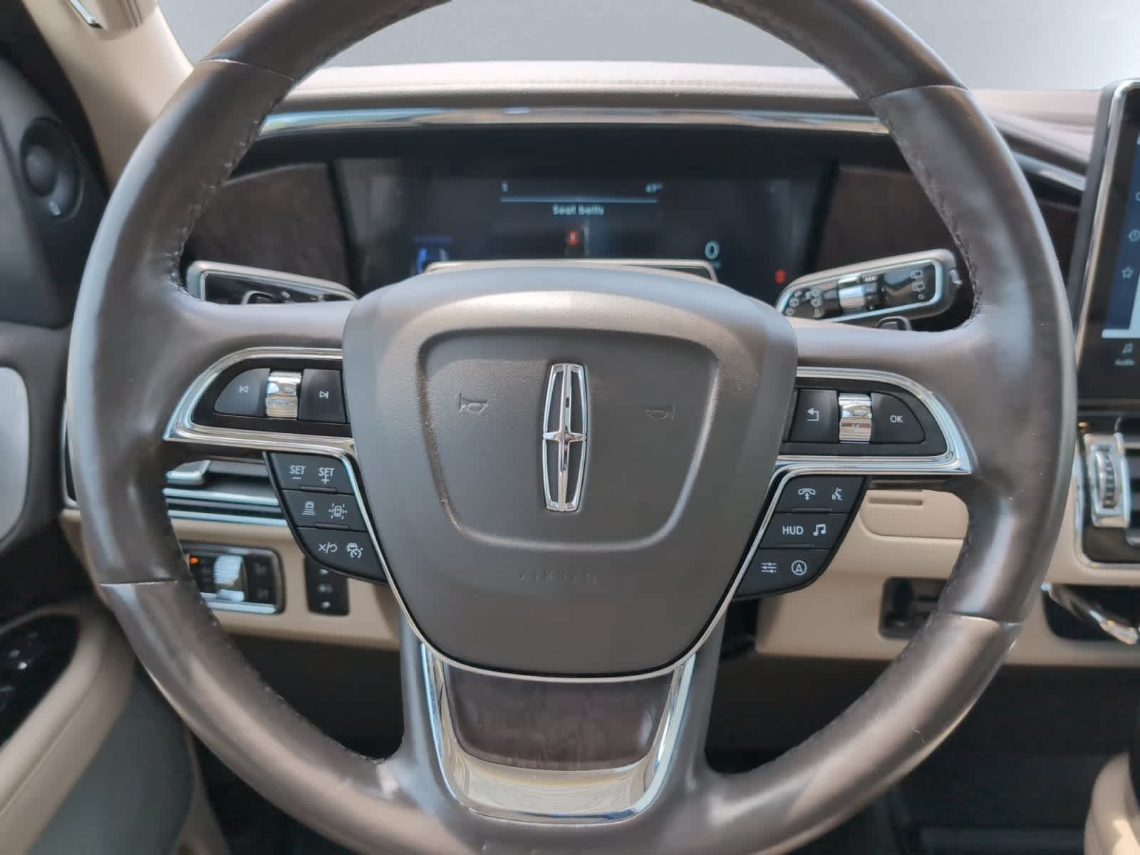 used 2022 Lincoln Navigator car, priced at $59,998
