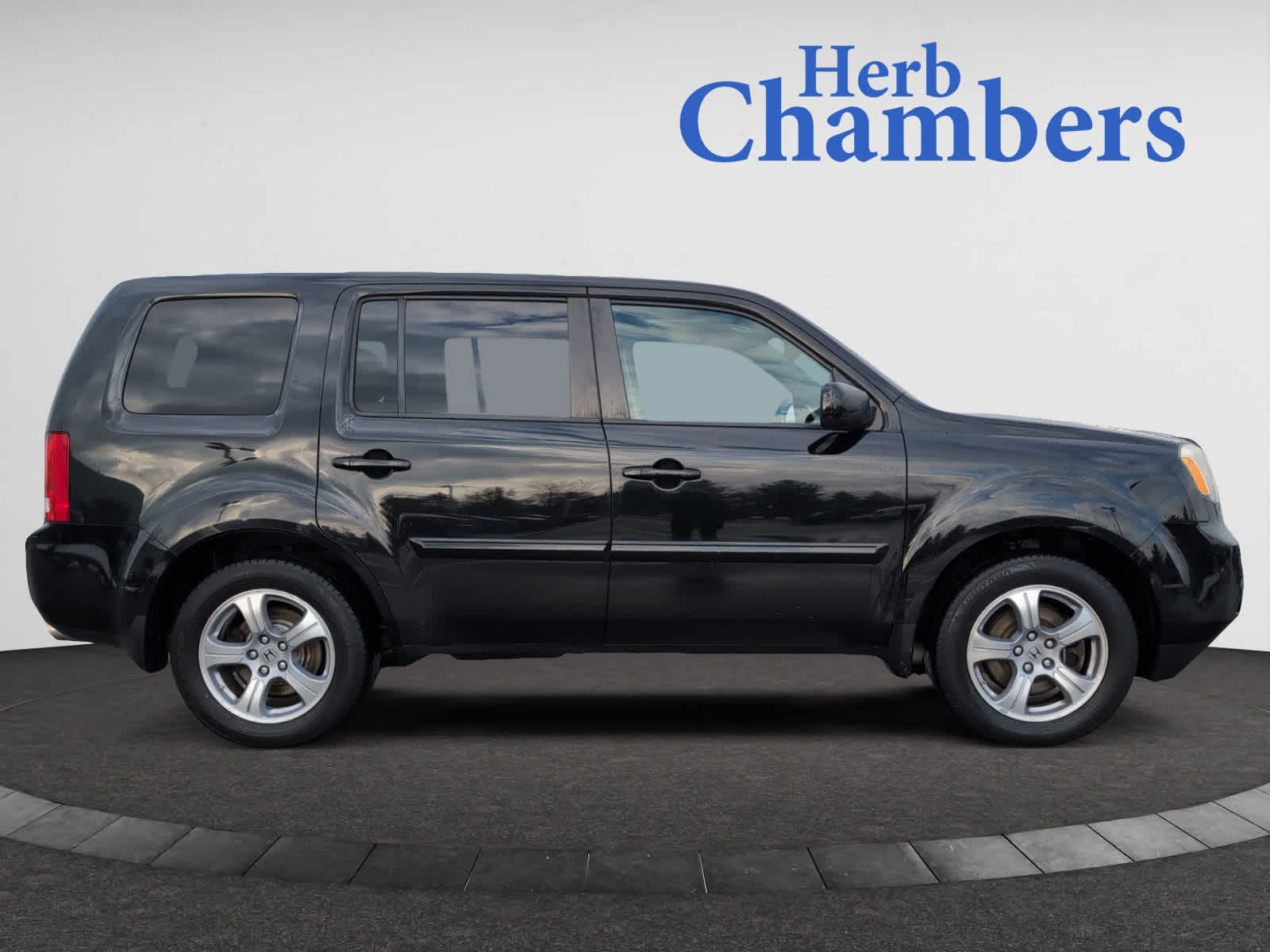 used 2014 Honda Pilot car, priced at $14,998