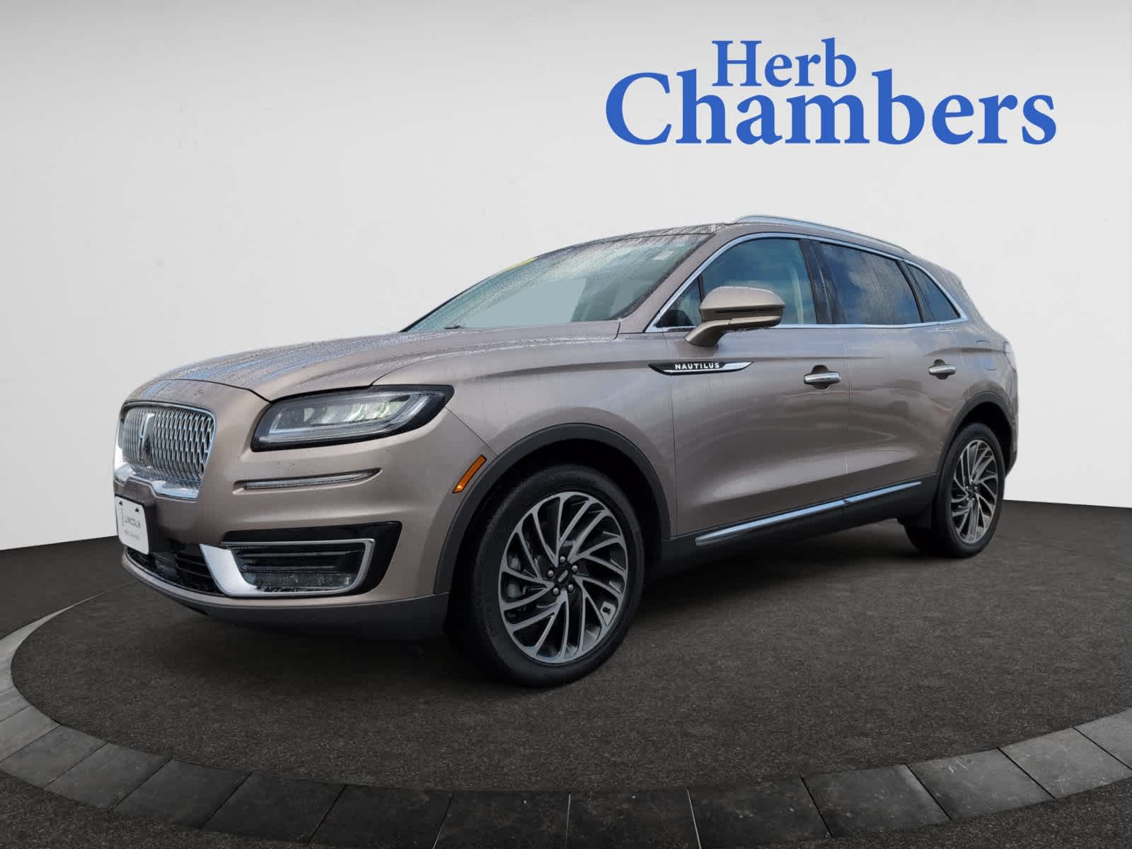 used 2020 Lincoln Nautilus car, priced at $27,498