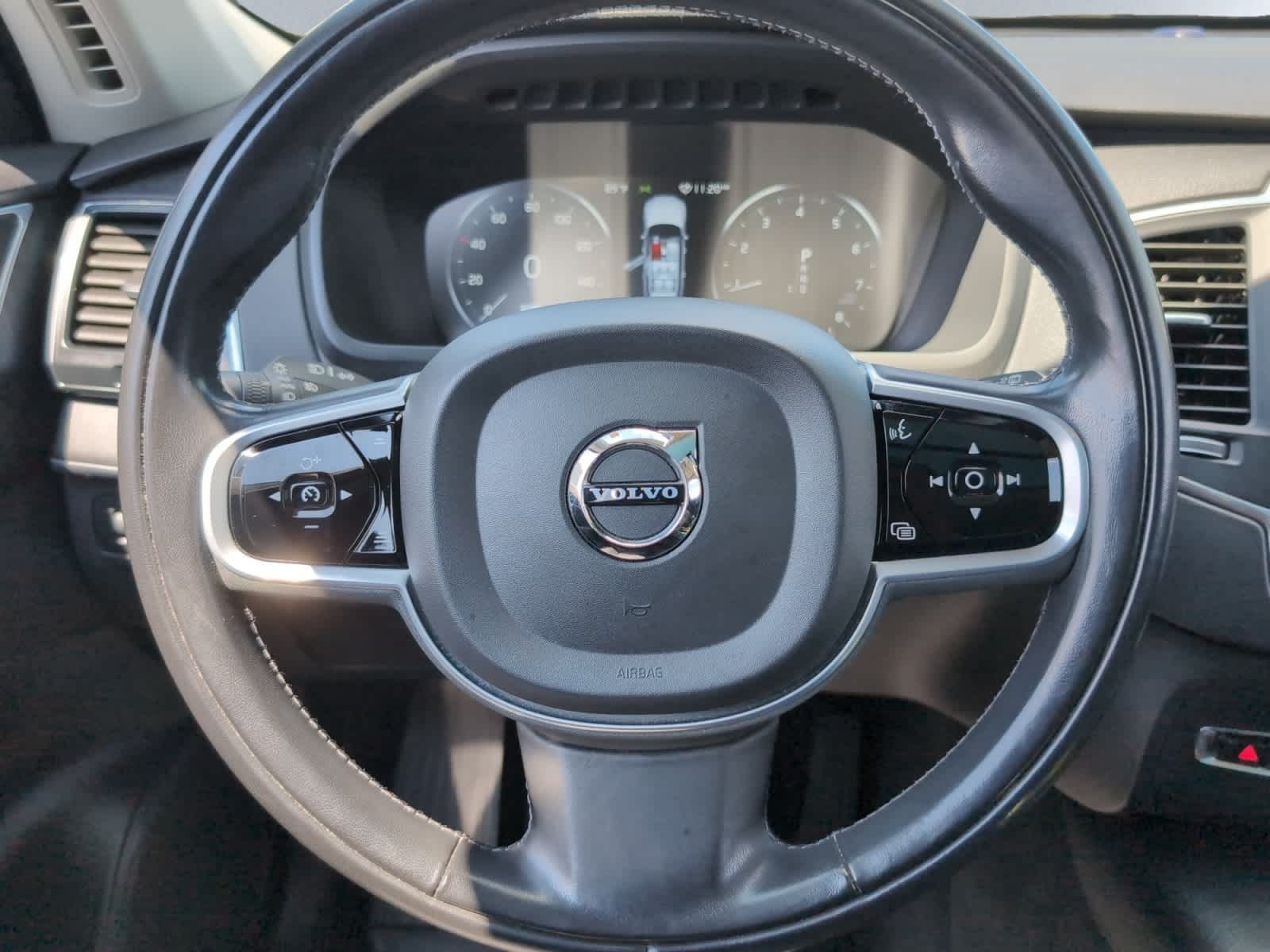 used 2020 Volvo XC90 car, priced at $24,998