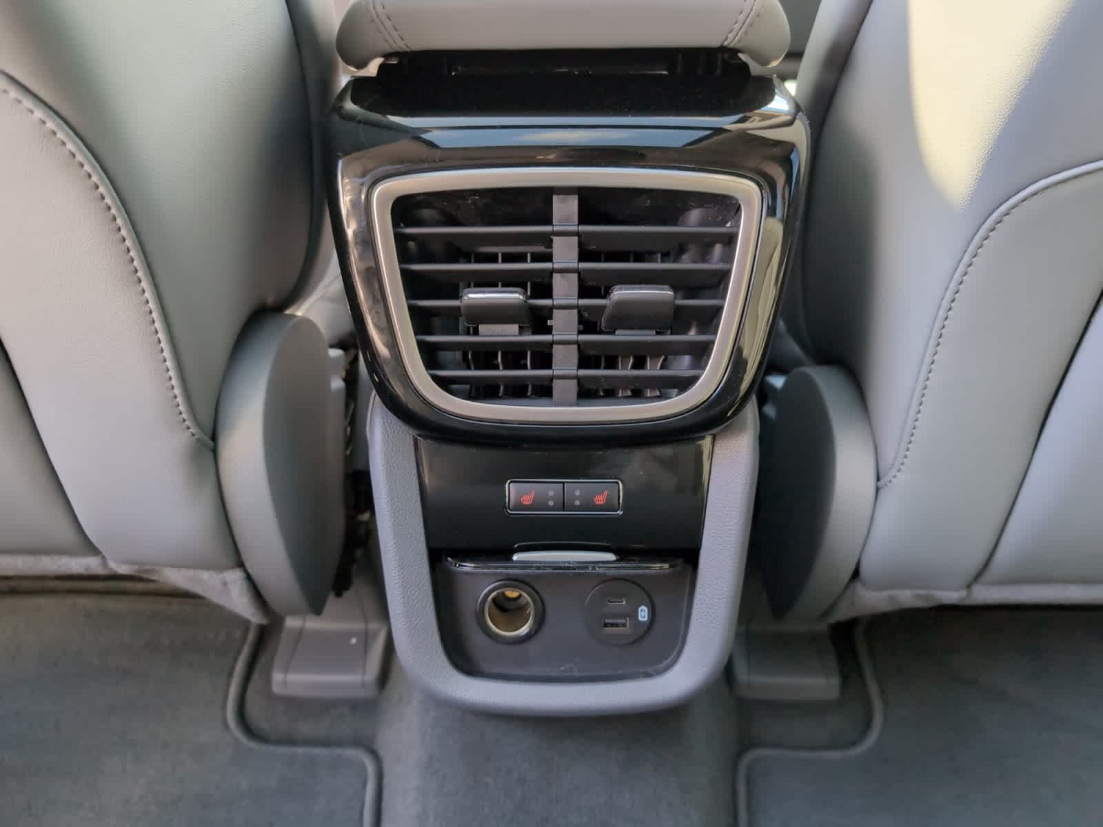 used 2022 Lincoln Nautilus car, priced at $41,998