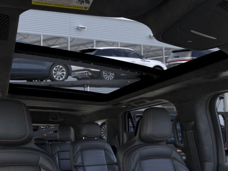 new 2025 Lincoln Navigator car, priced at $119,945