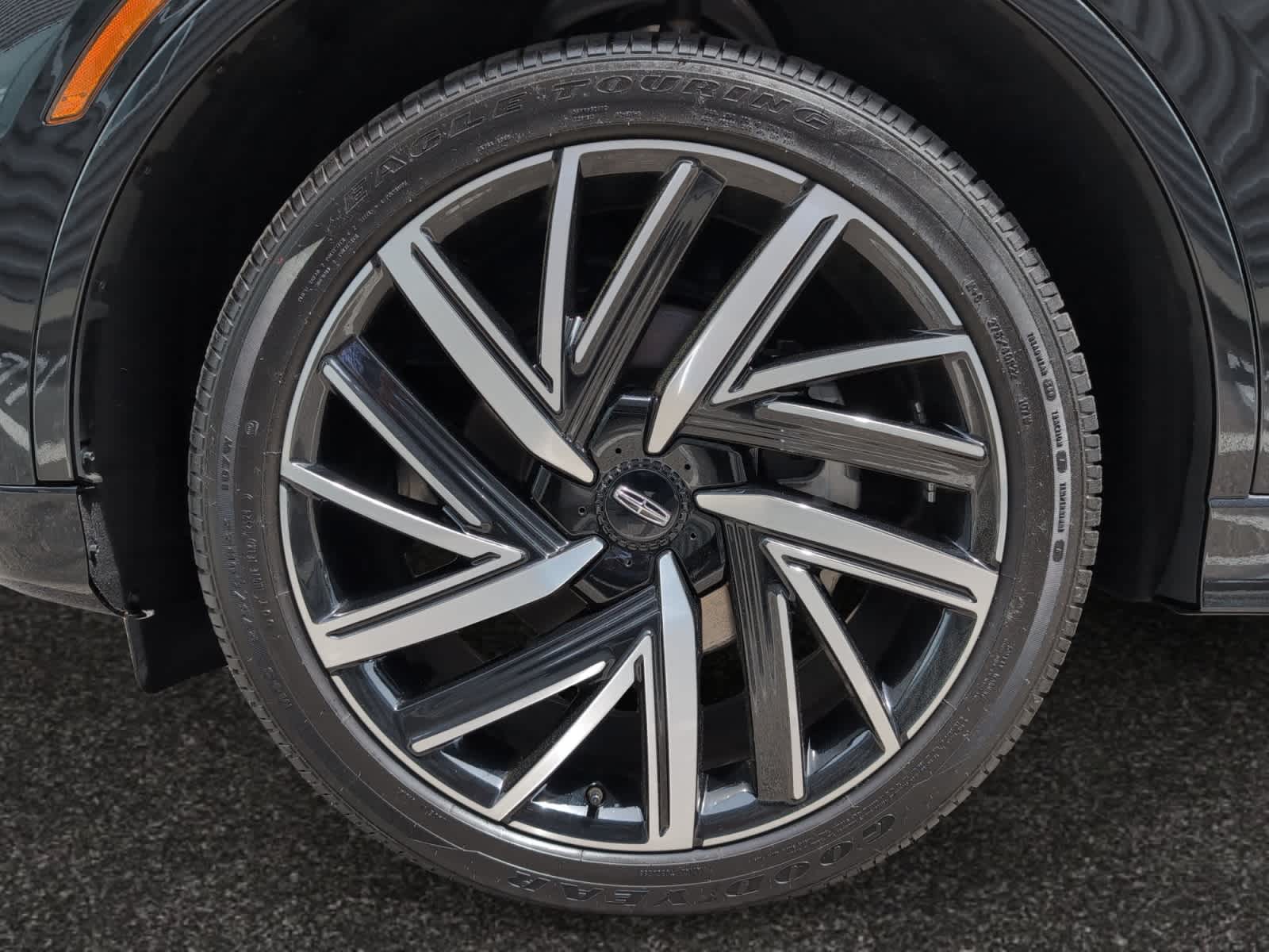 used 2025 Lincoln Aviator car, priced at $90,998