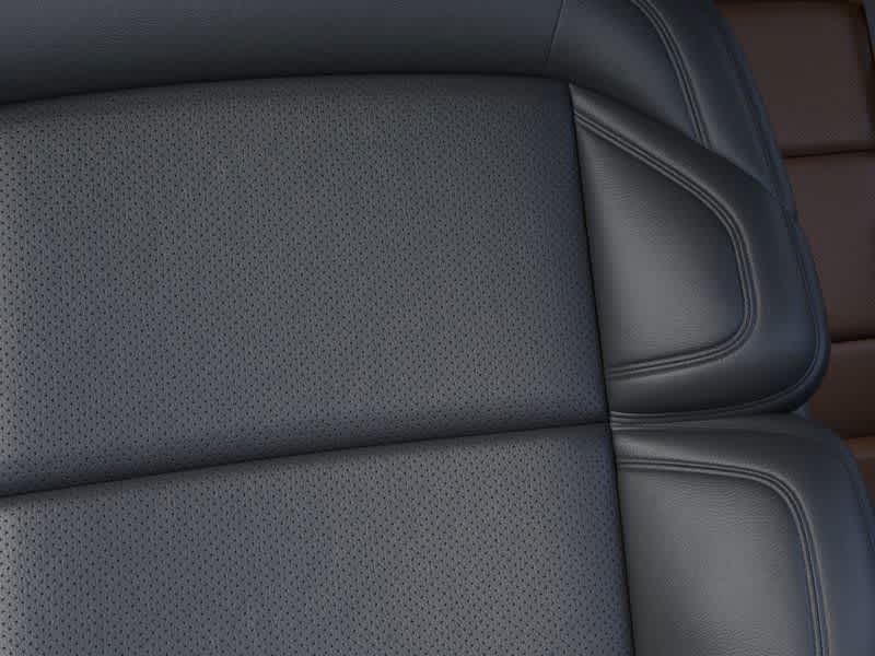 new 2025 Lincoln Navigator car, priced at $106,555