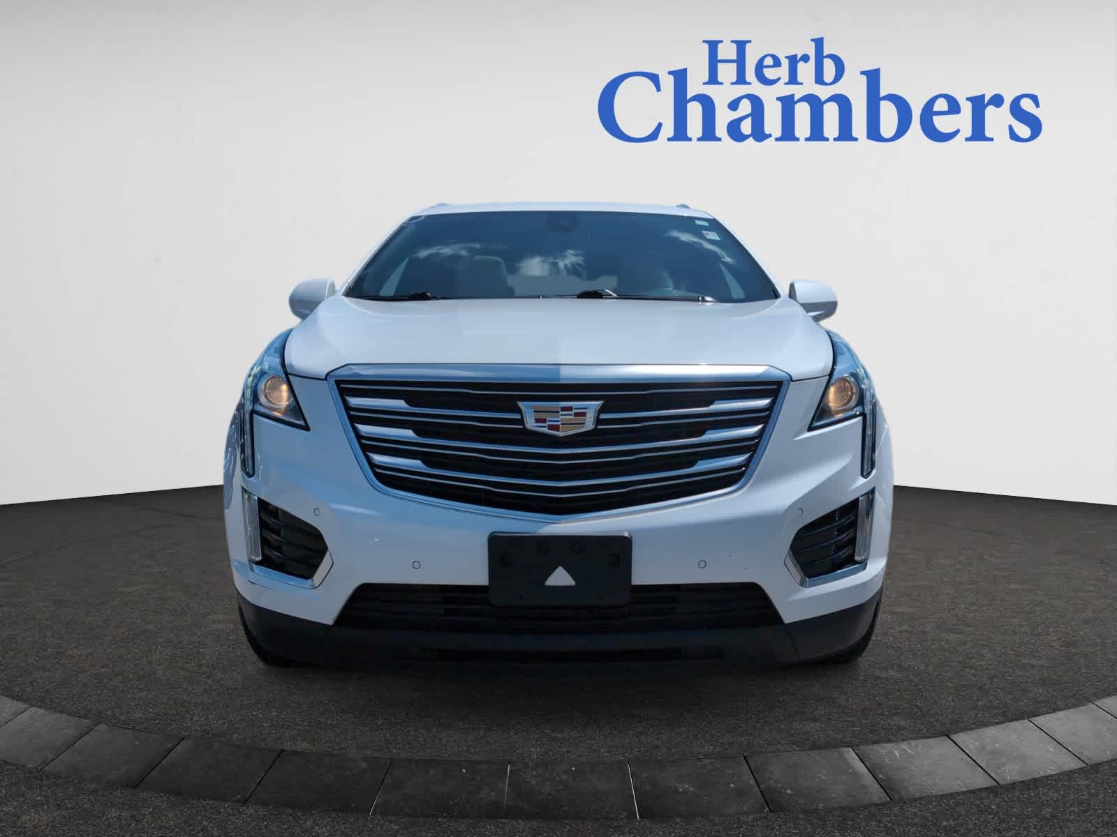 used 2017 Cadillac XT5 car, priced at $17,998