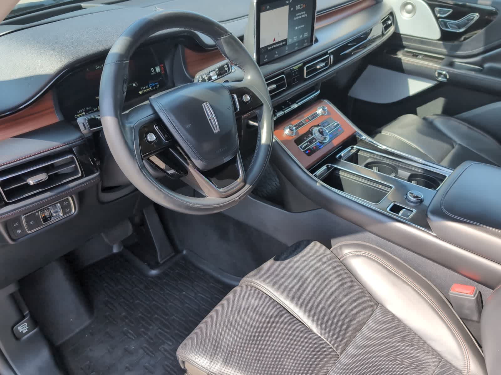 used 2022 Lincoln Aviator car, priced at $35,998