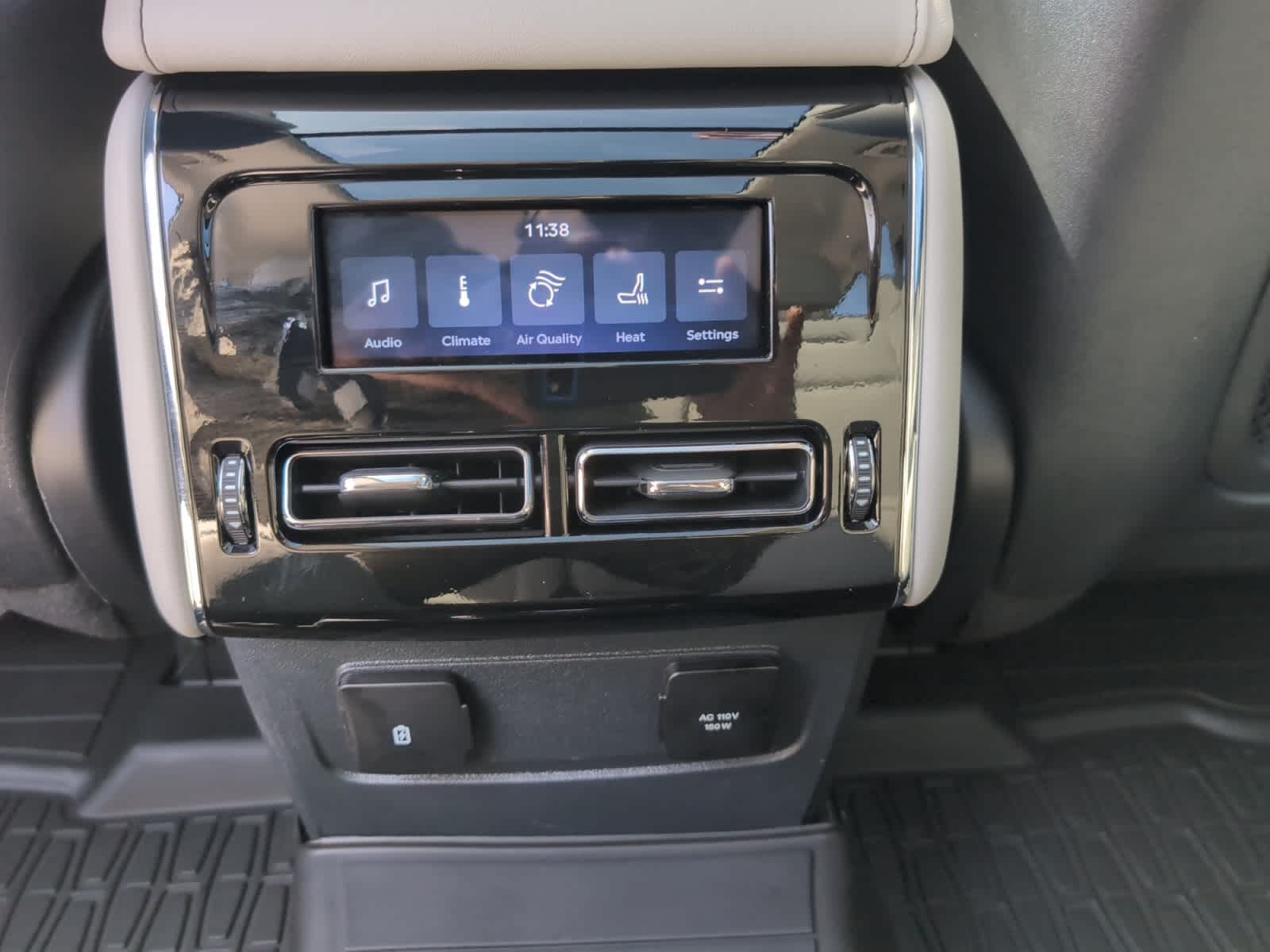 used 2025 Lincoln Aviator car, priced at $63,998