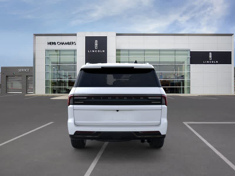 new 2025 Lincoln Navigator car, priced at $106,550