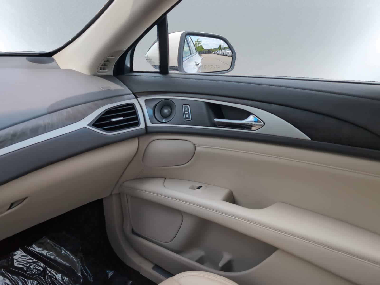 used 2020 Lincoln MKZ car, priced at $31,998