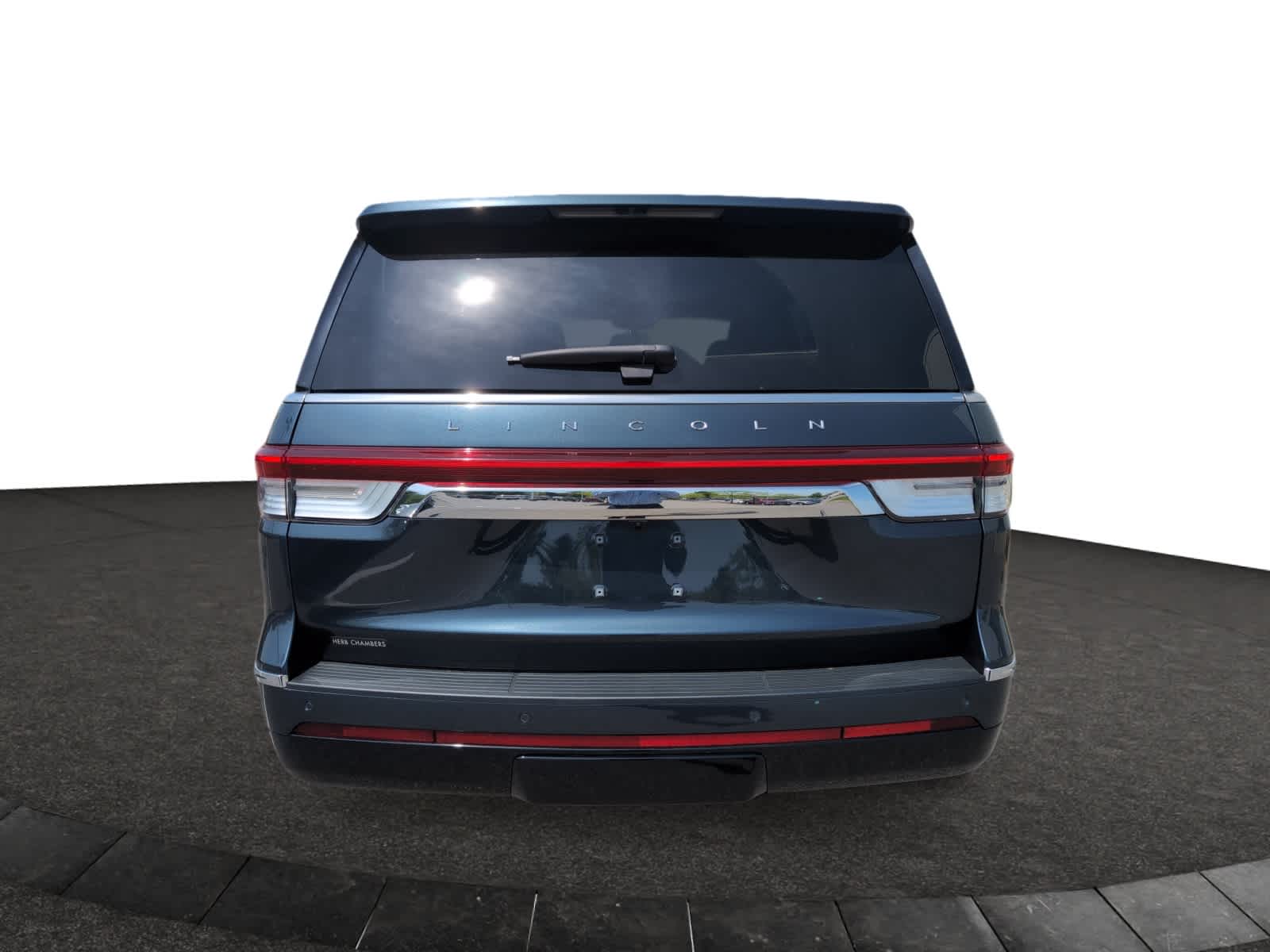 used 2022 Lincoln Navigator car, priced at $64,998