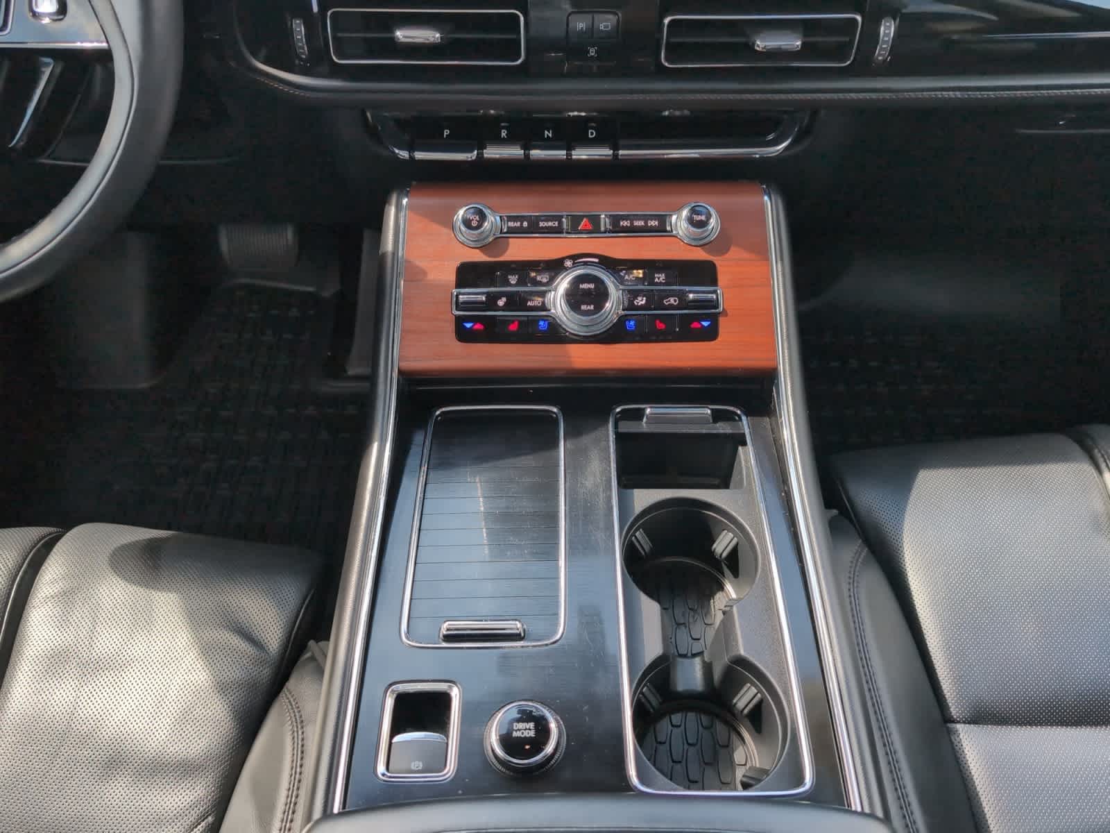 used 2022 Lincoln Aviator car, priced at $35,998