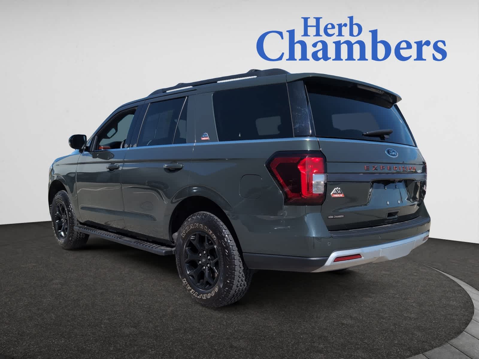 used 2023 Ford Expedition car, priced at $58,998