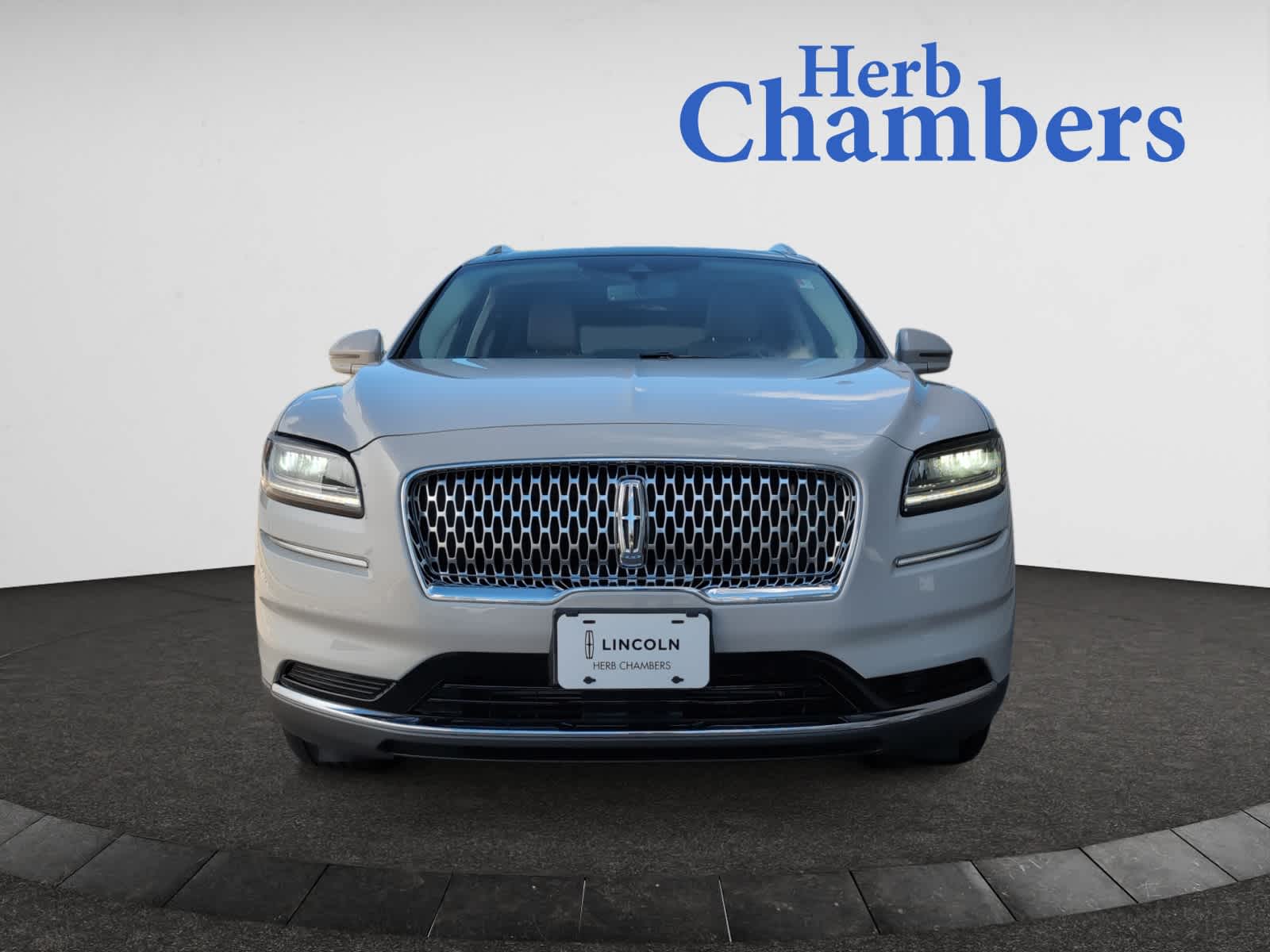 used 2022 Lincoln Nautilus car, priced at $34,298