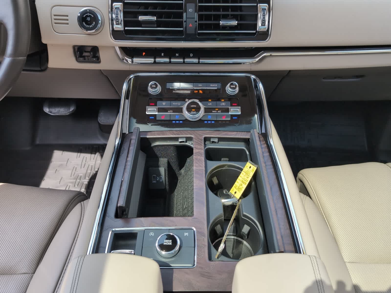 used 2022 Lincoln Navigator car, priced at $64,998