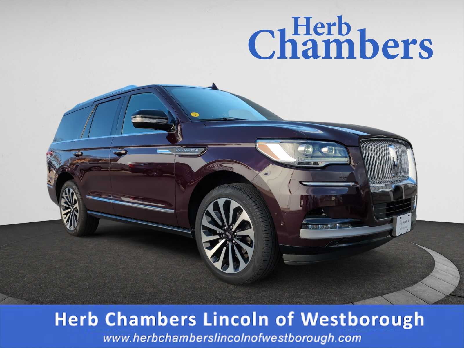 used 2023 Lincoln Navigator car, priced at $74,998