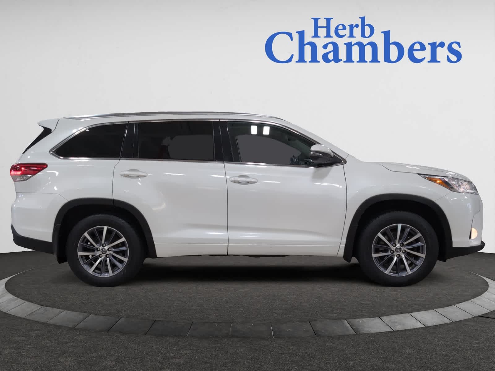 used 2017 Toyota Highlander car, priced at $22,498