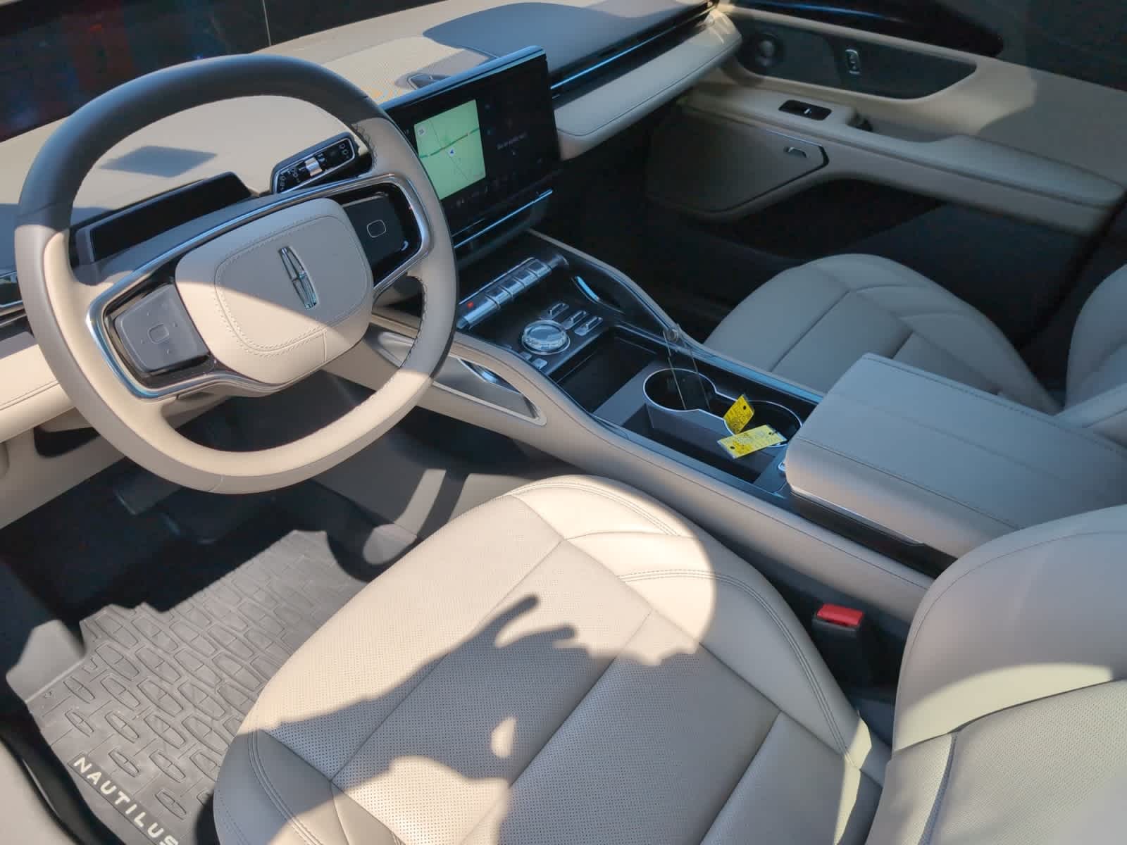 used 2025 Lincoln Nautilus car, priced at $61,998
