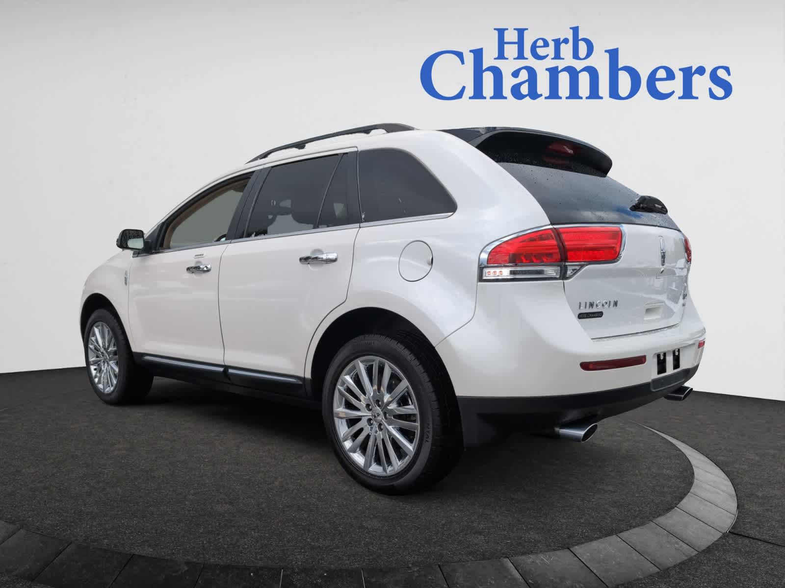 used 2013 Lincoln MKX car, priced at $11,498