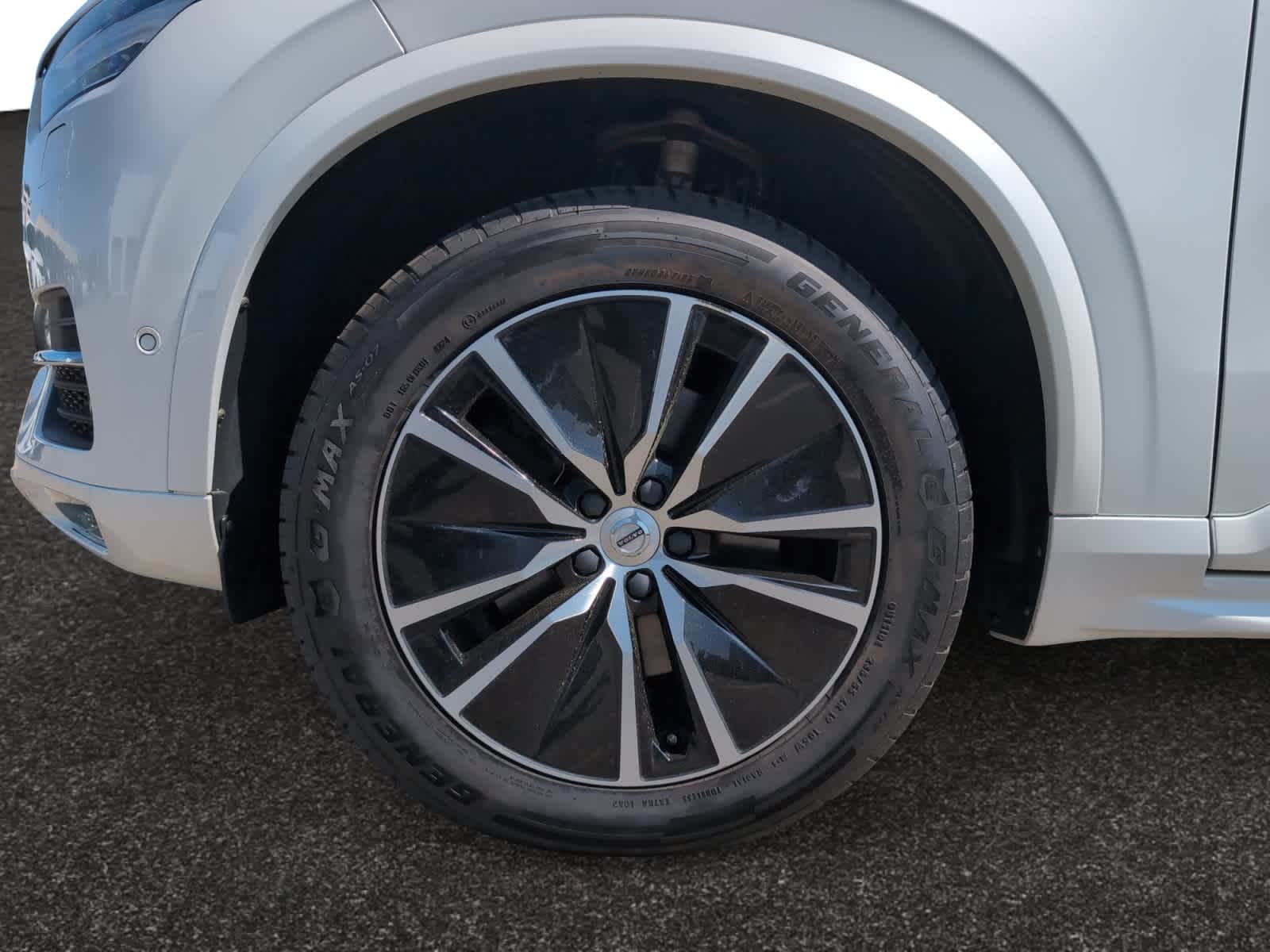 used 2019 Volvo XC90 car, priced at $29,998