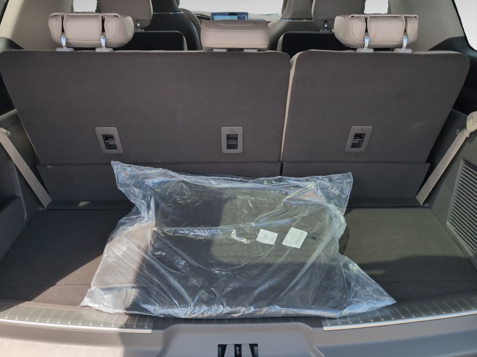 used 2024 Lincoln Navigator car, priced at $86,195