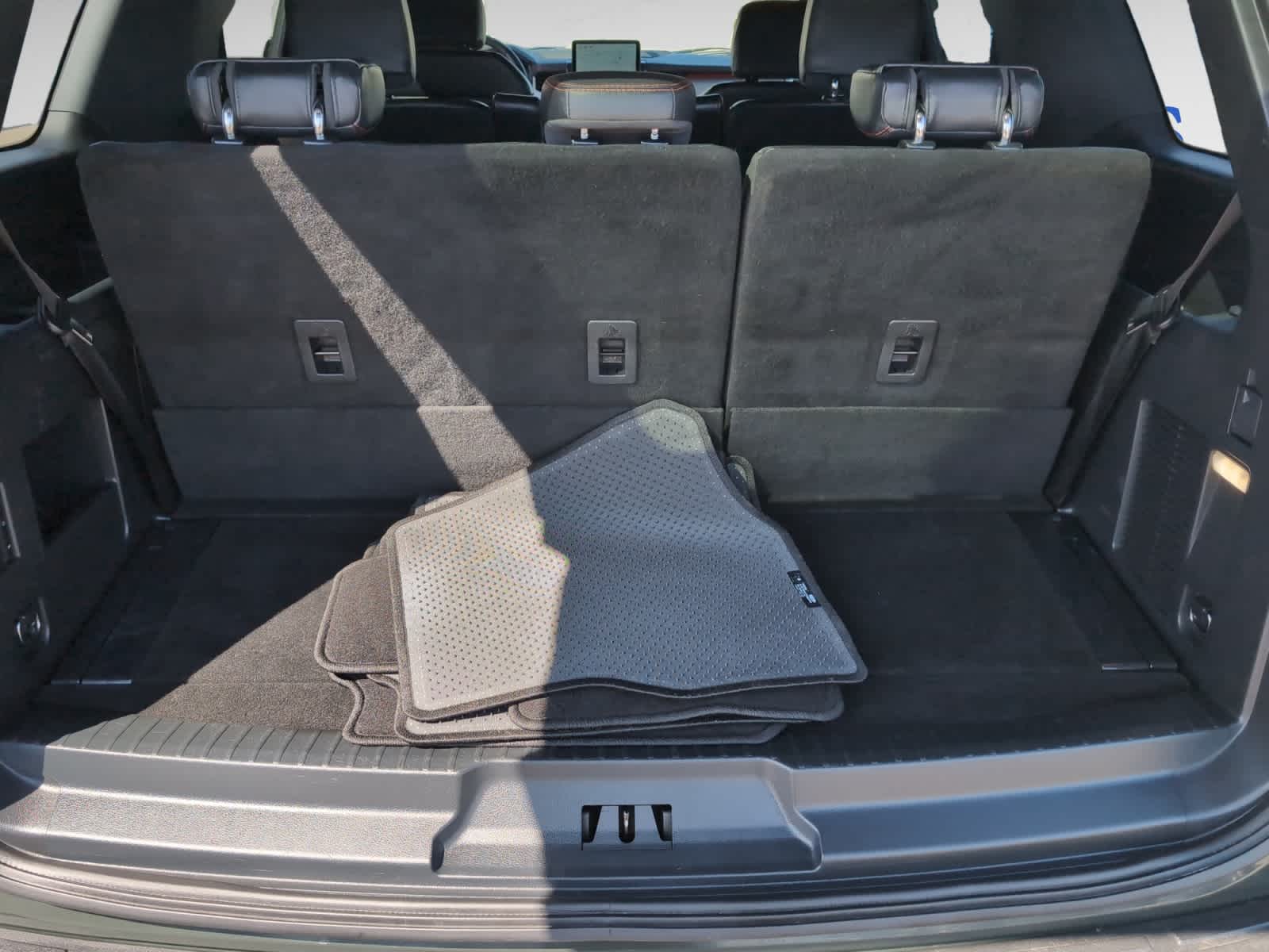 used 2023 Ford Expedition car, priced at $58,998