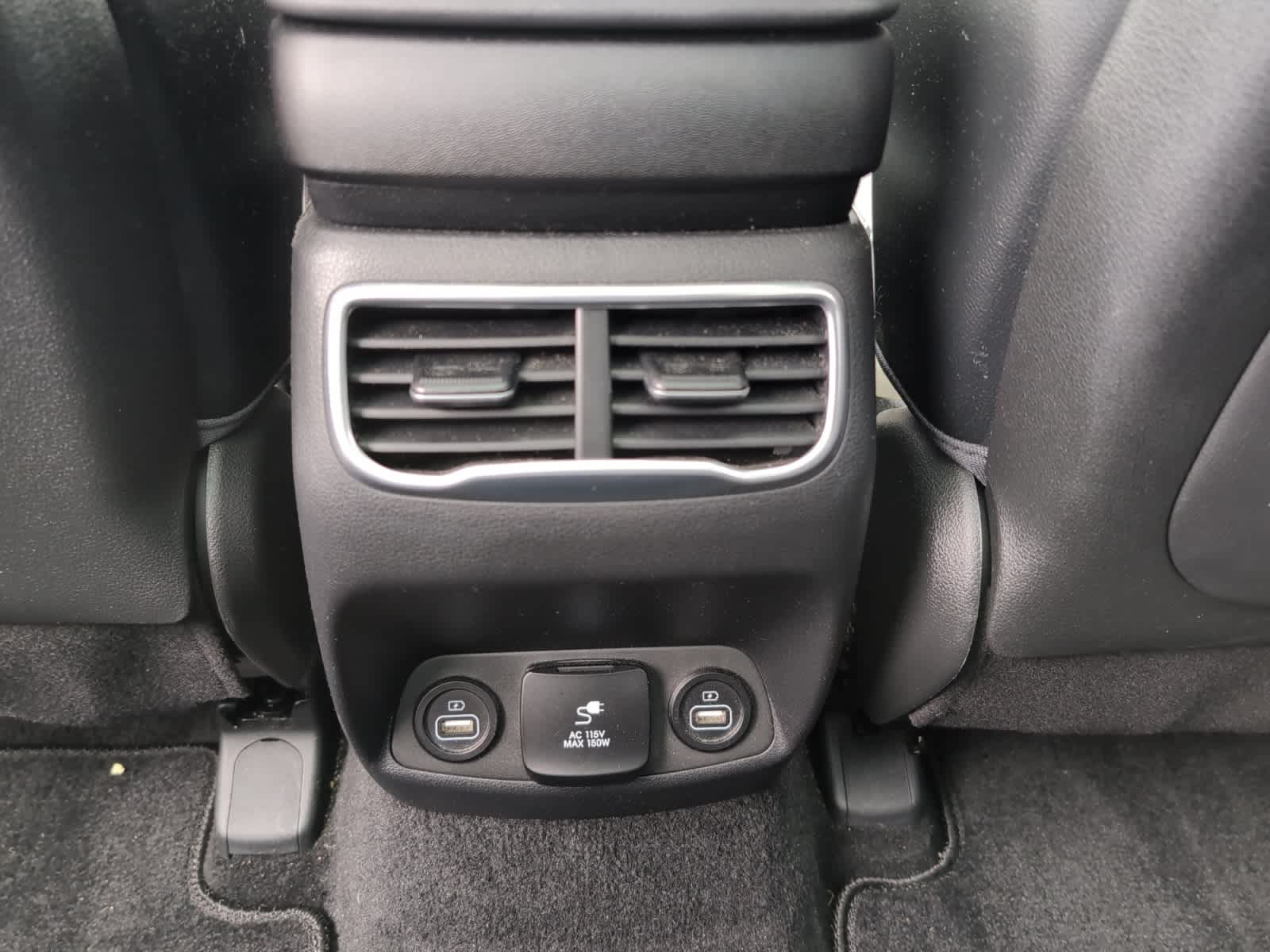 used 2022 Hyundai Santa Fe car, priced at $27,998