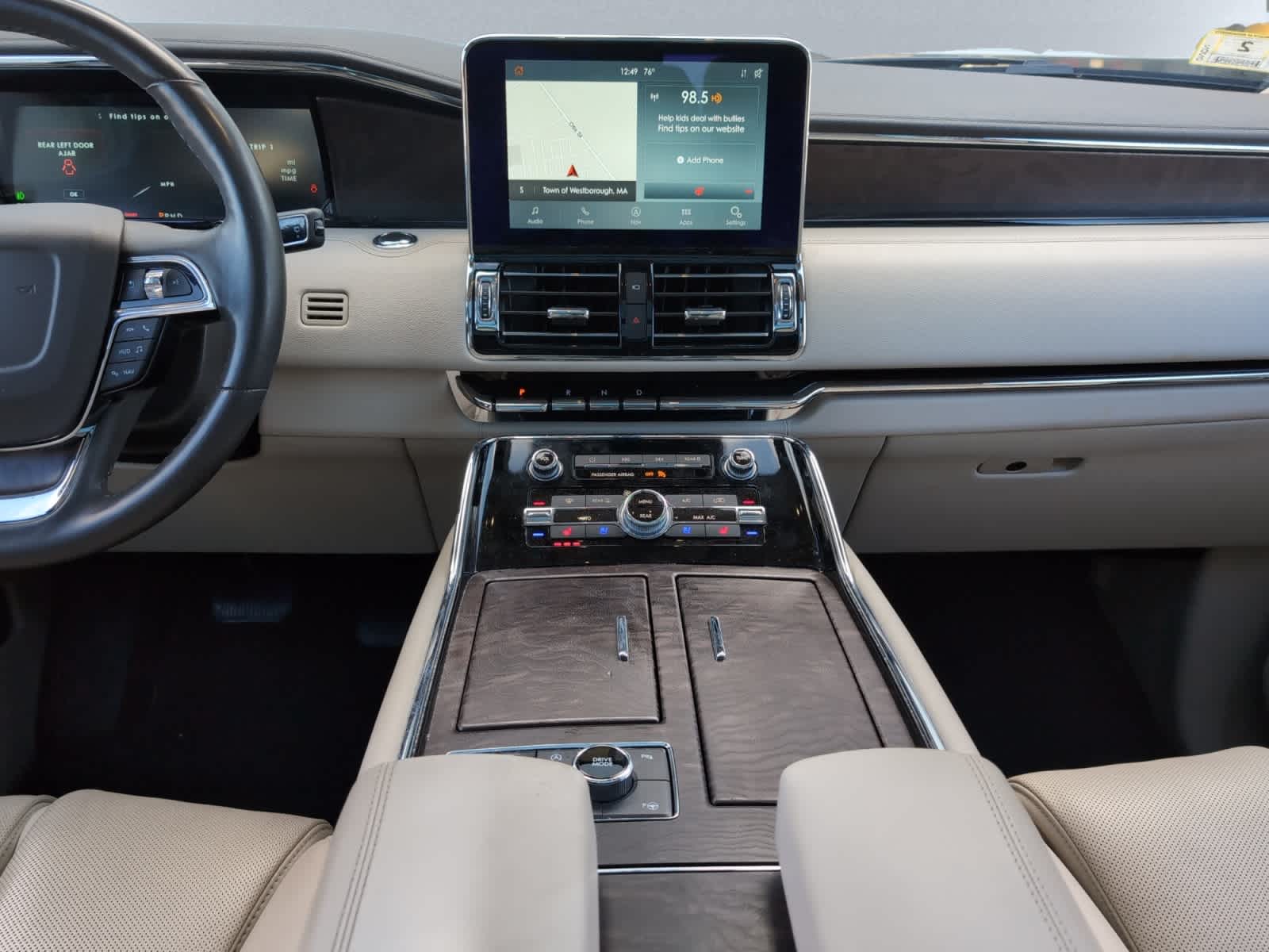 used 2020 Lincoln Navigator car, priced at $47,998