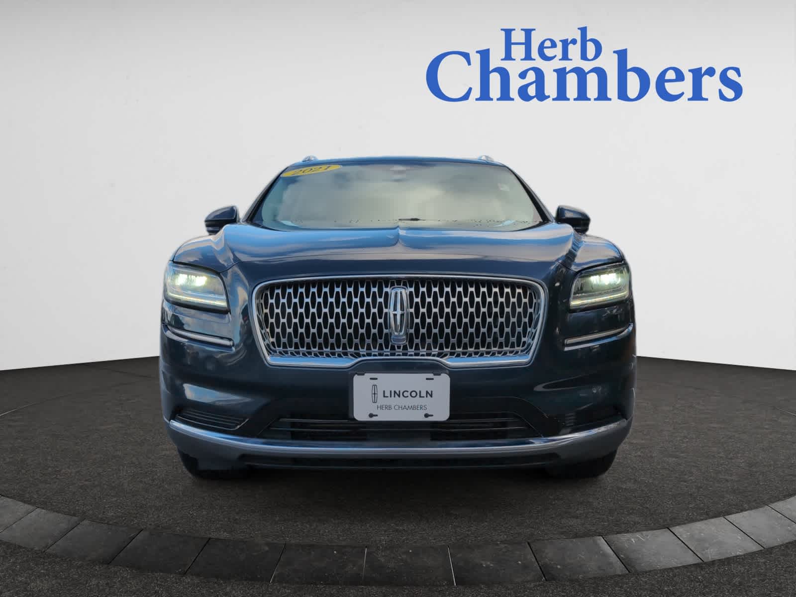 used 2021 Lincoln Nautilus car, priced at $31,998