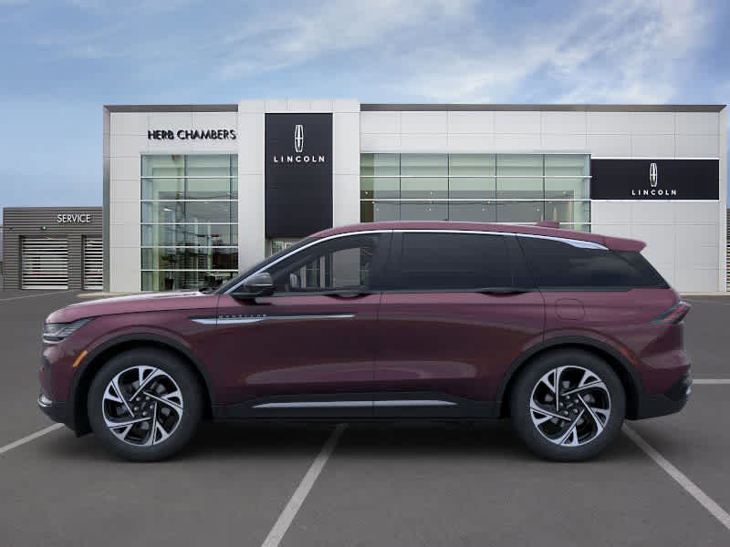 new 2025 Lincoln Nautilus car, priced at $60,415