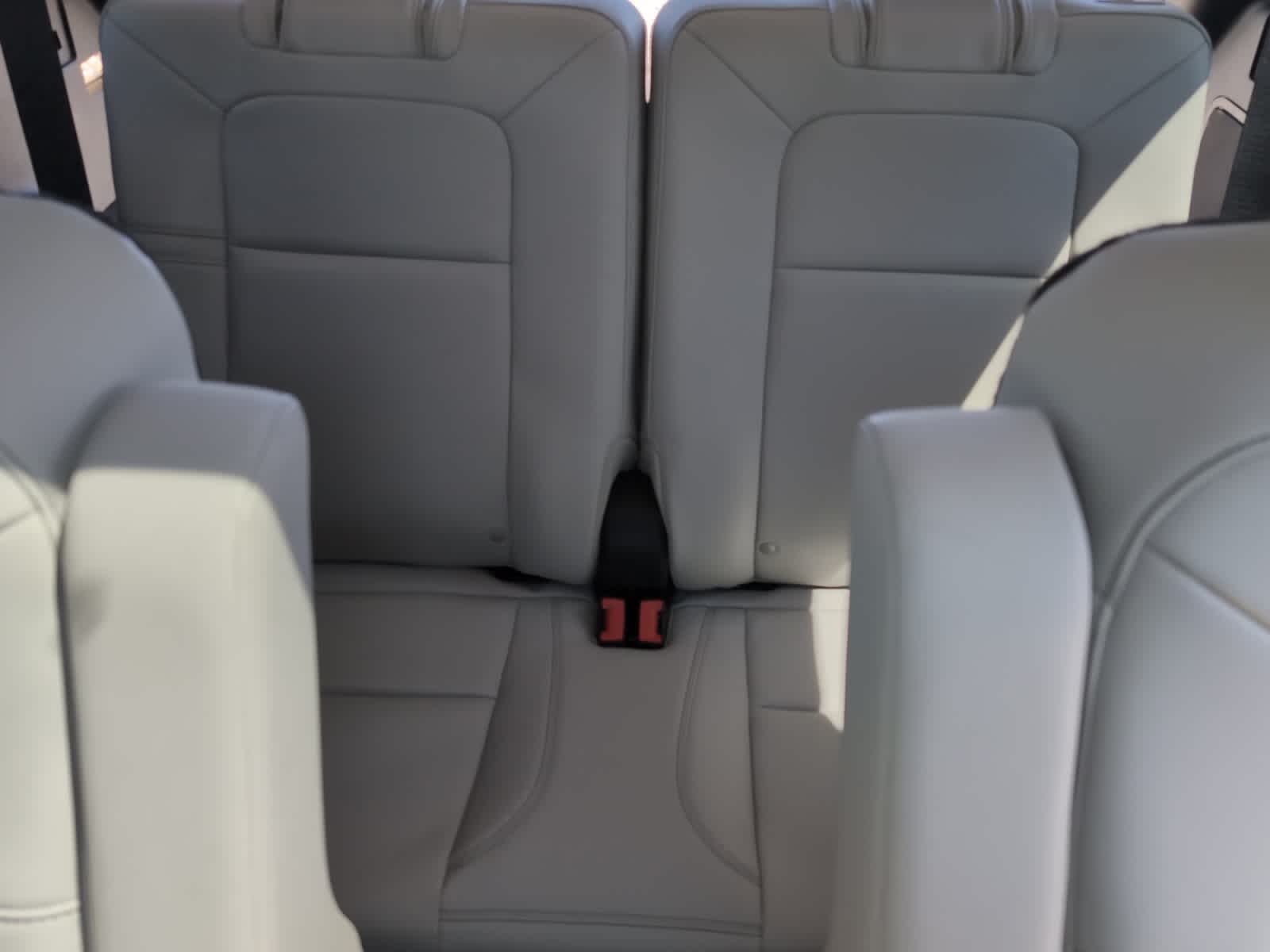 used 2025 Lincoln Aviator car, priced at $63,998