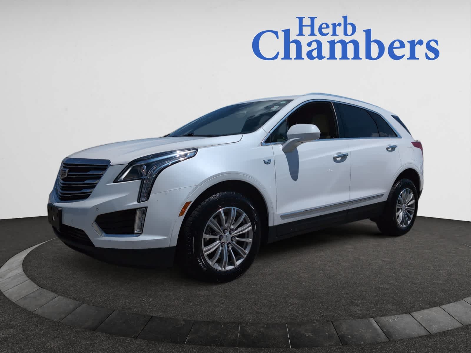 used 2017 Cadillac XT5 car, priced at $17,998