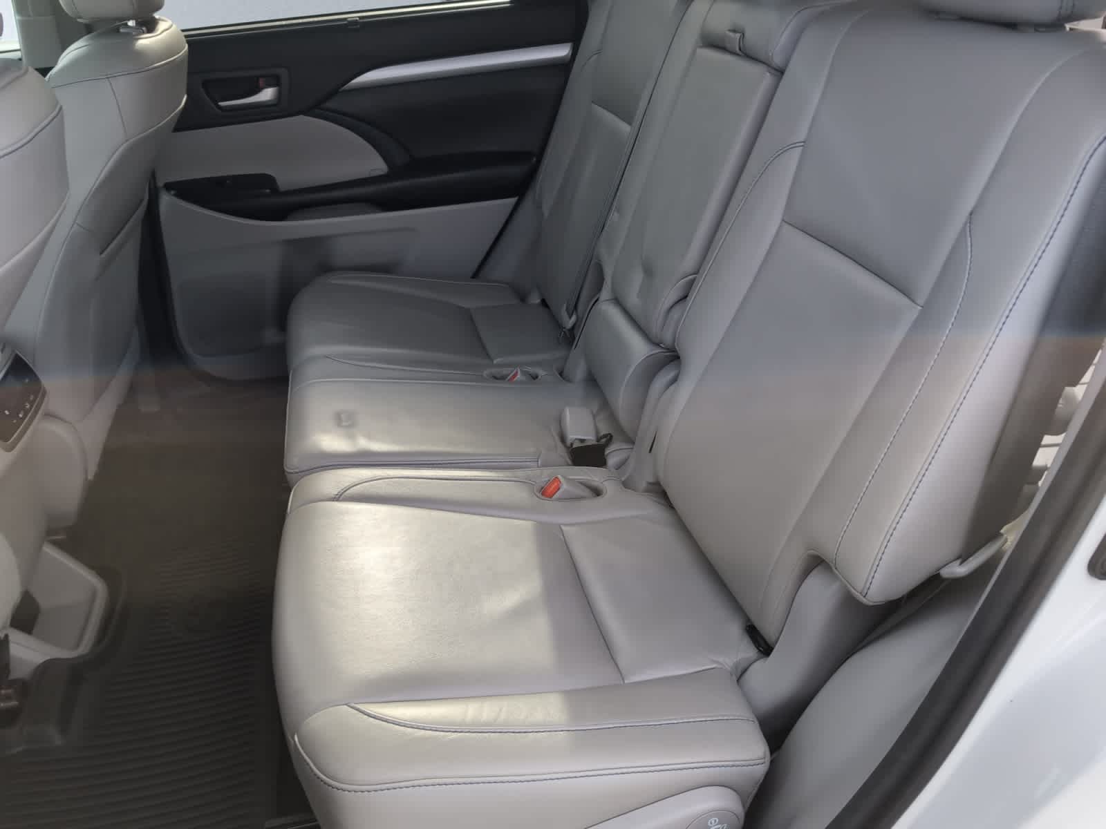 used 2017 Toyota Highlander car, priced at $21,998