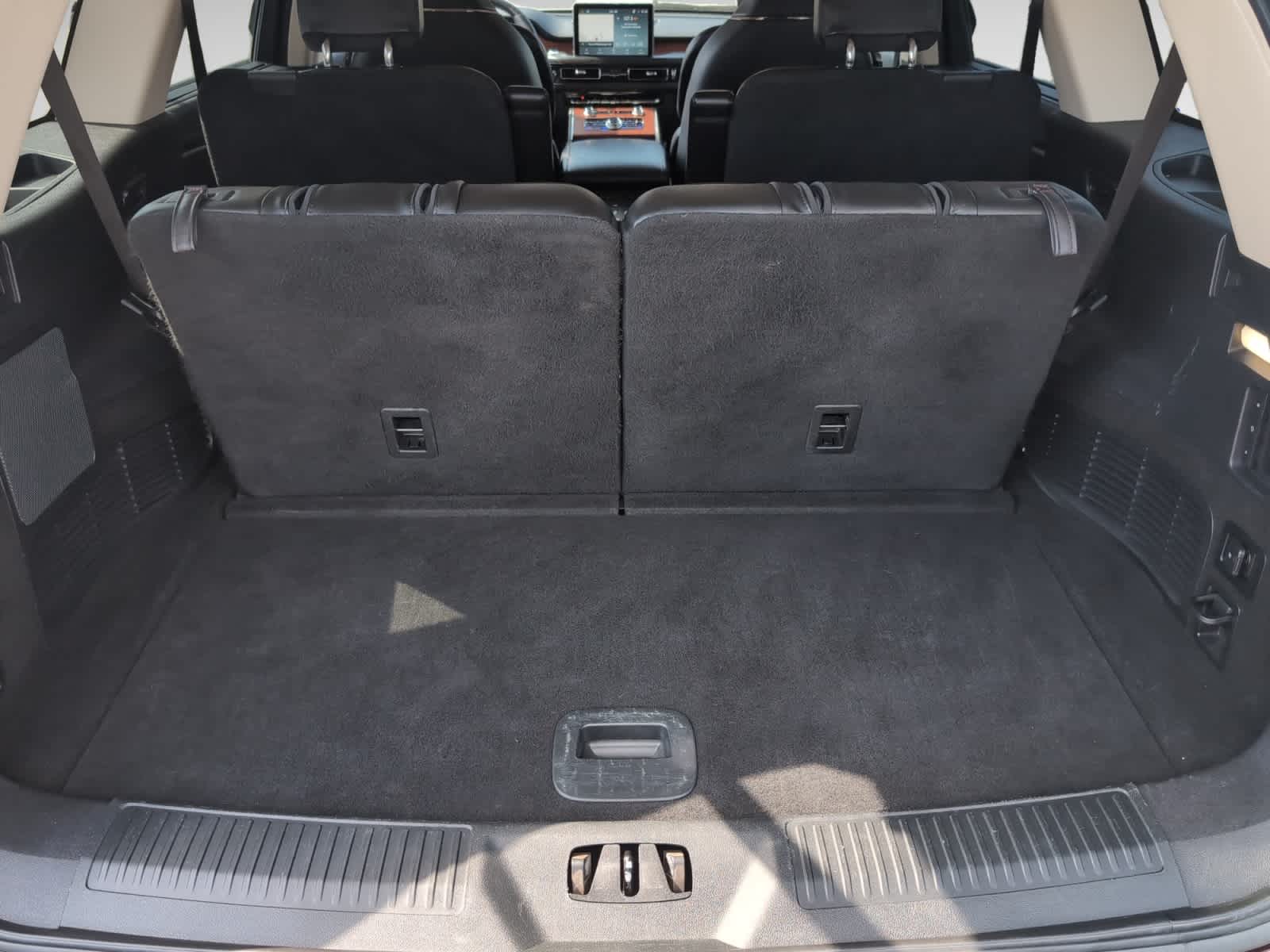 used 2022 Lincoln Aviator car, priced at $35,998