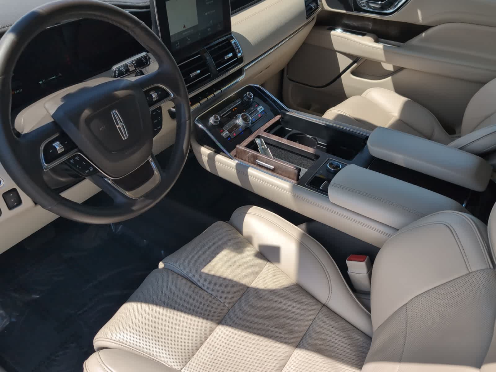used 2018 Lincoln Navigator car, priced at $31,898