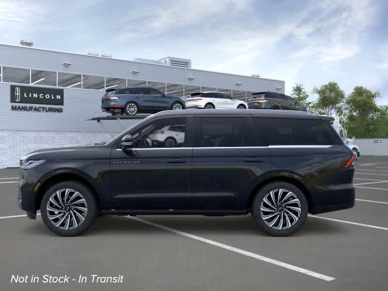 new 2025 Lincoln Navigator car, priced at $119,945