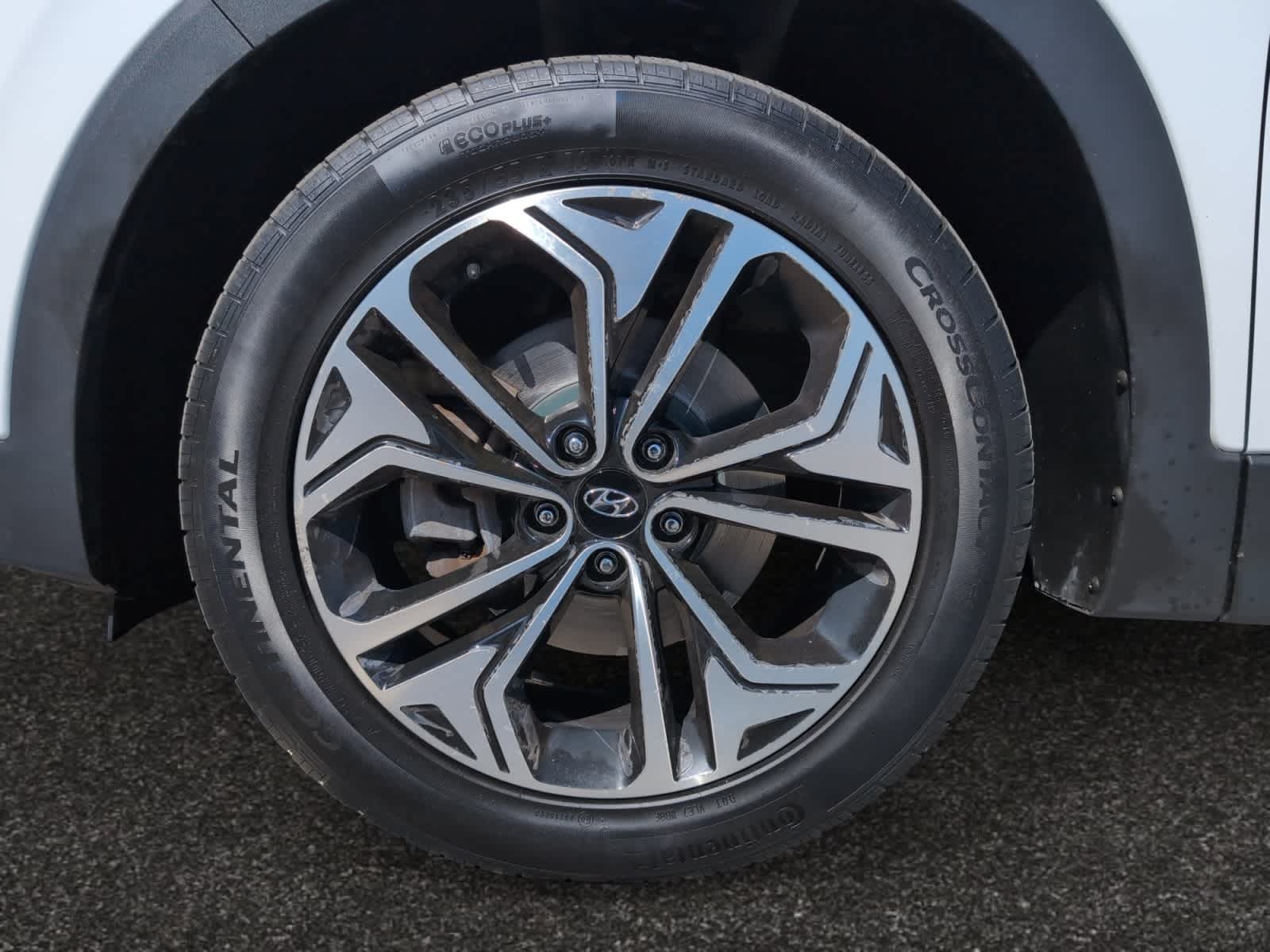 used 2019 Hyundai Santa Fe car, priced at $22,998