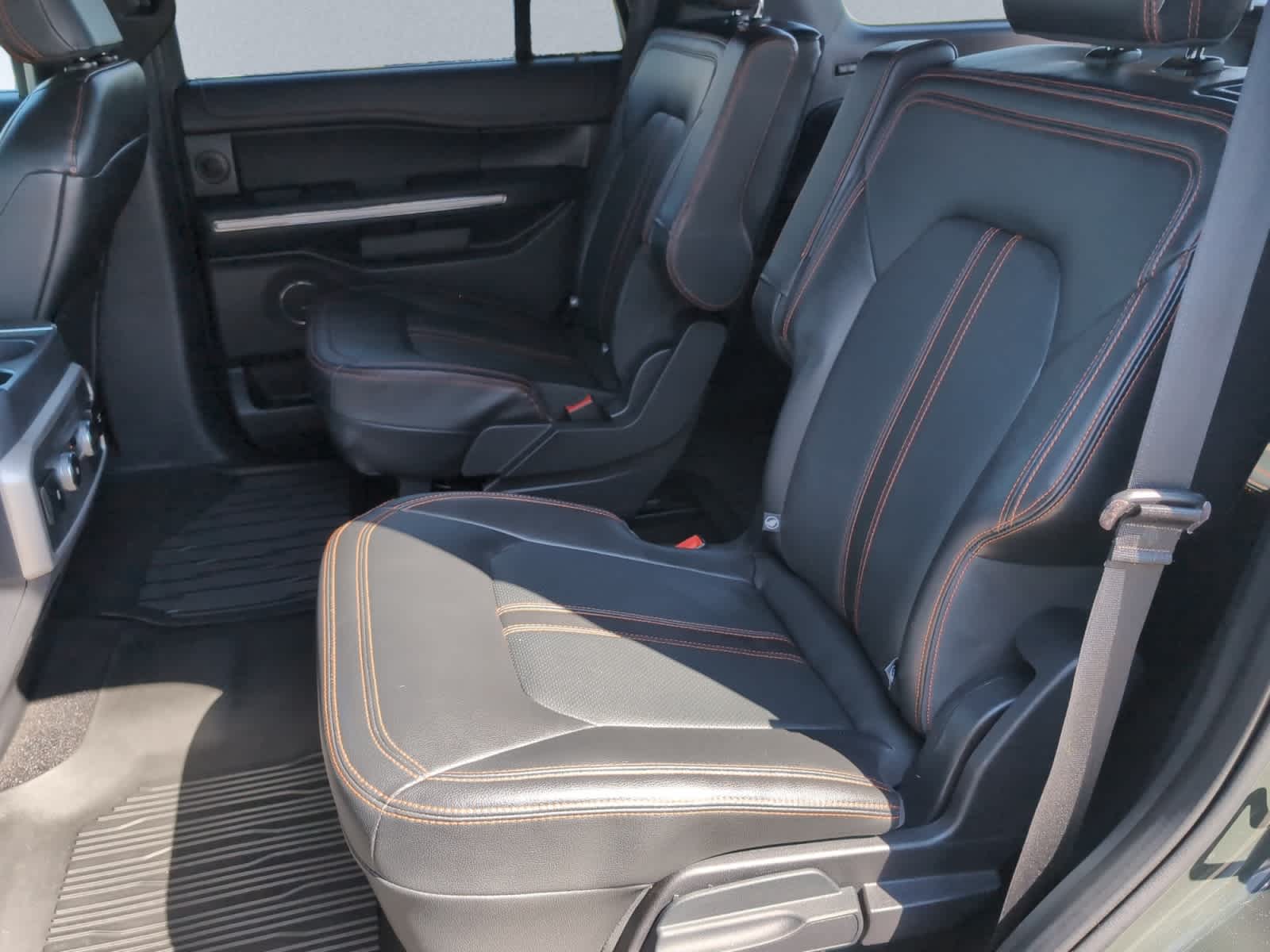 used 2023 Ford Expedition car, priced at $58,998
