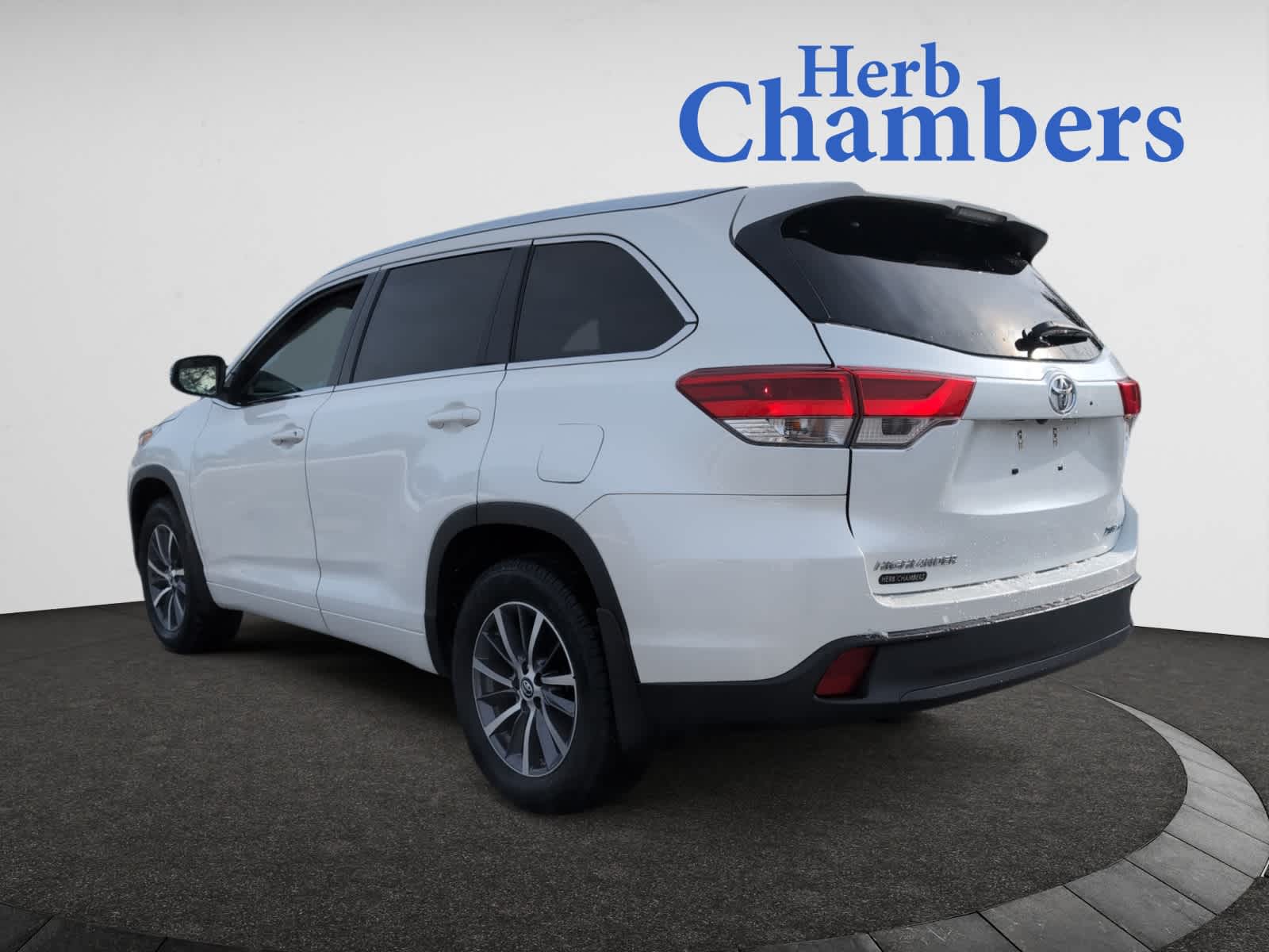 used 2017 Toyota Highlander car, priced at $21,998