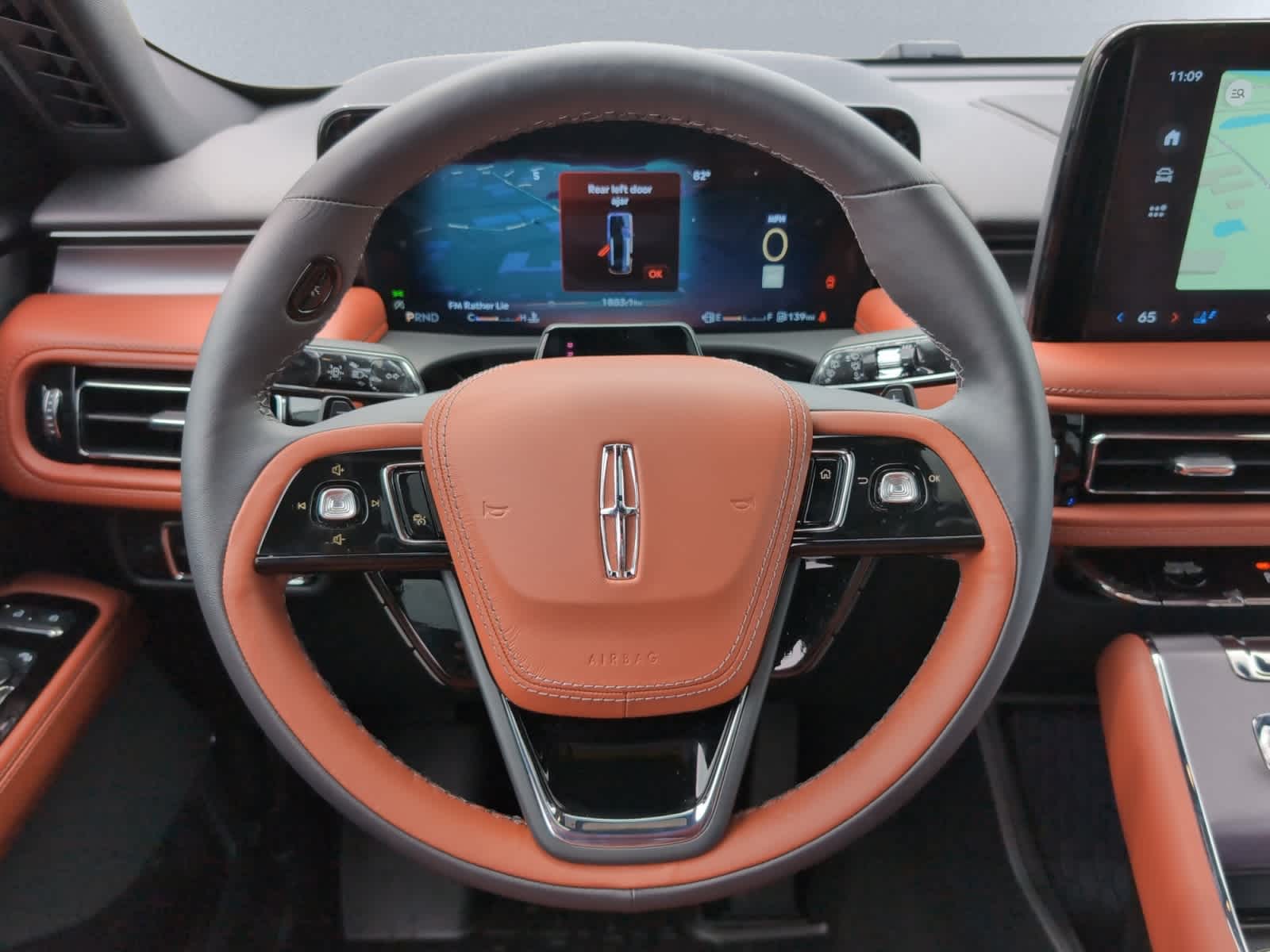 used 2025 Lincoln Aviator car, priced at $72,998