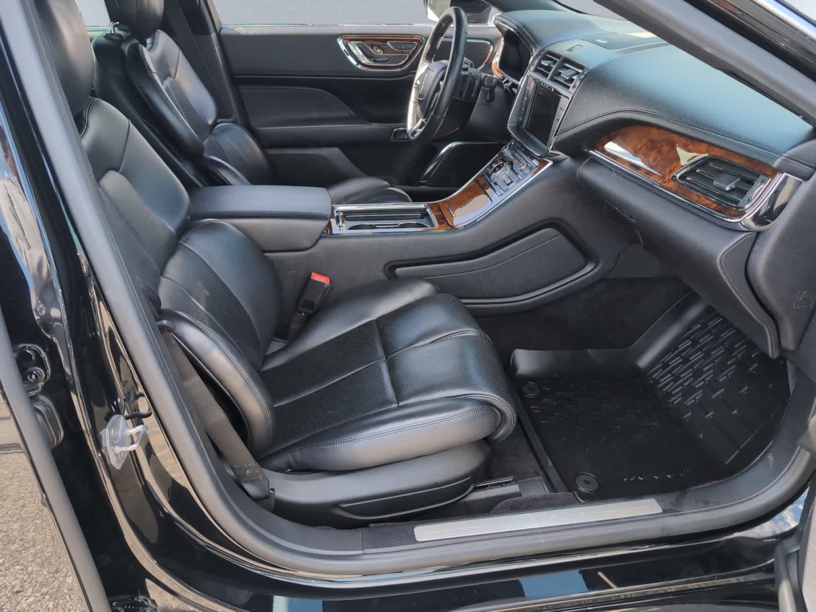 used 2018 Lincoln Continental car, priced at $18,998