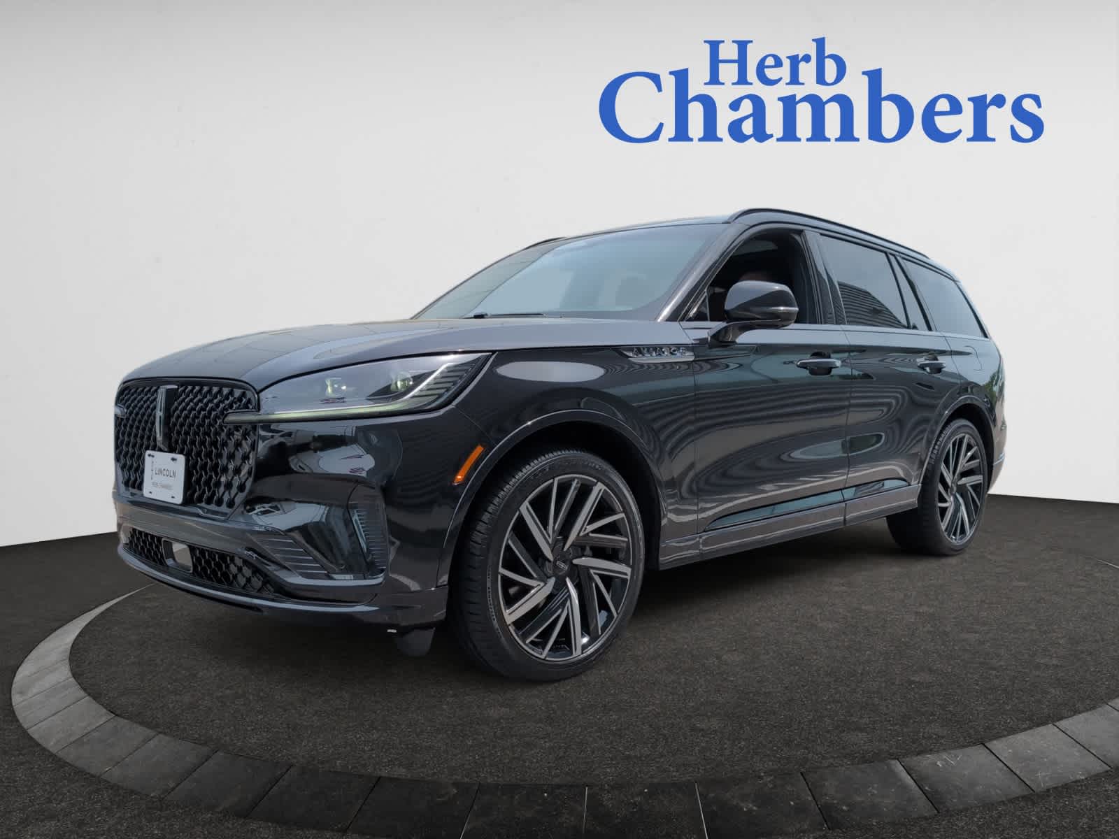 used 2025 Lincoln Aviator car, priced at $90,998