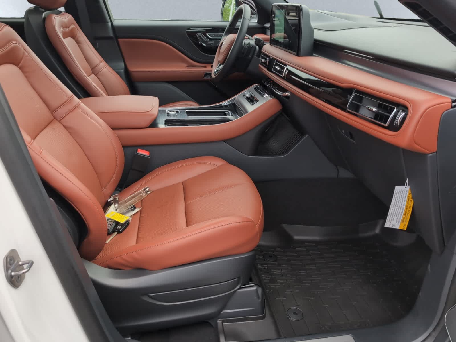 used 2025 Lincoln Aviator car, priced at $72,998