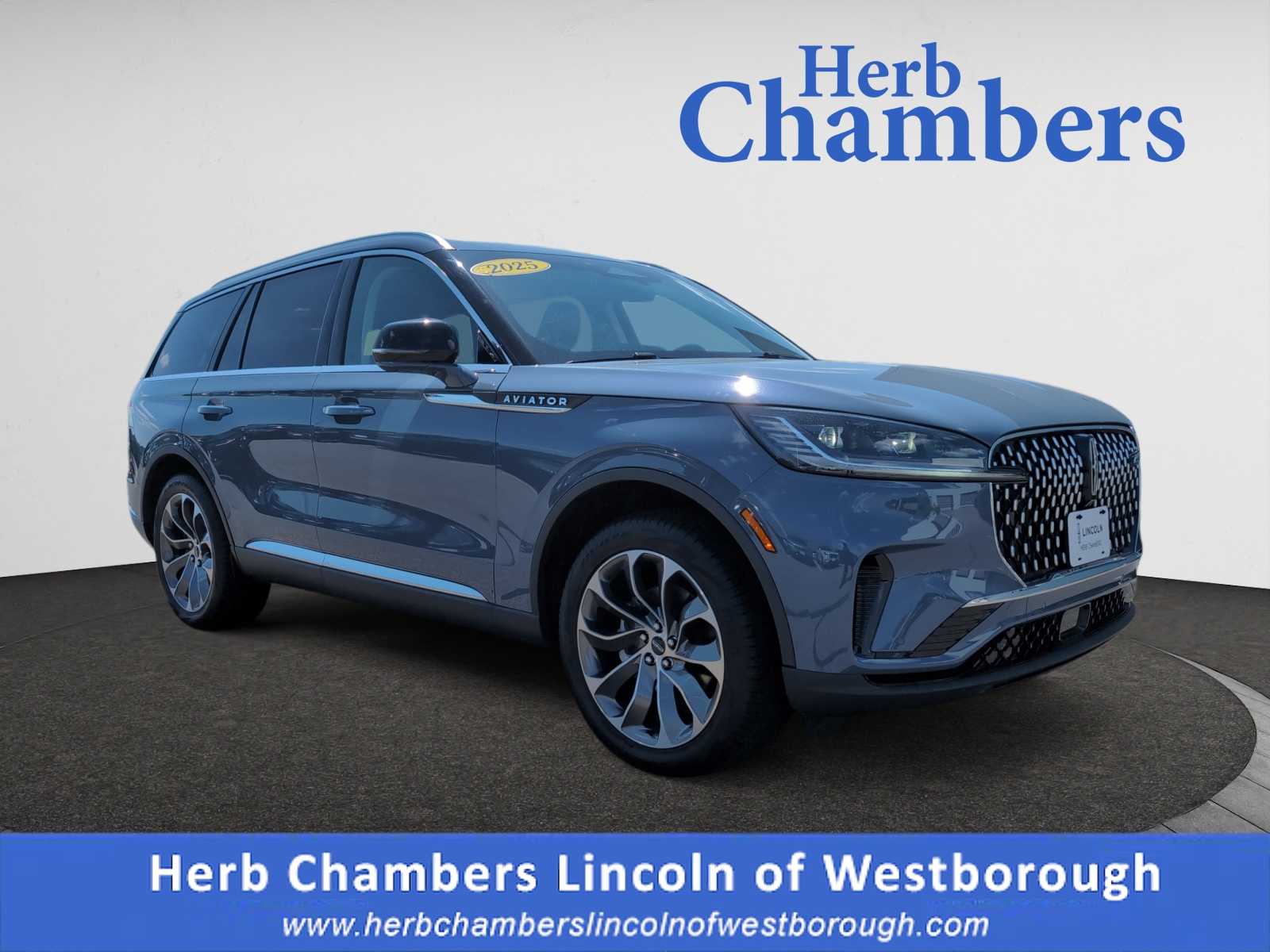 used 2025 Lincoln Aviator car, priced at $71,998