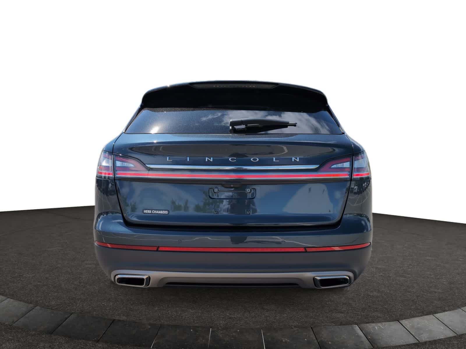 used 2022 Lincoln Nautilus car, priced at $41,998