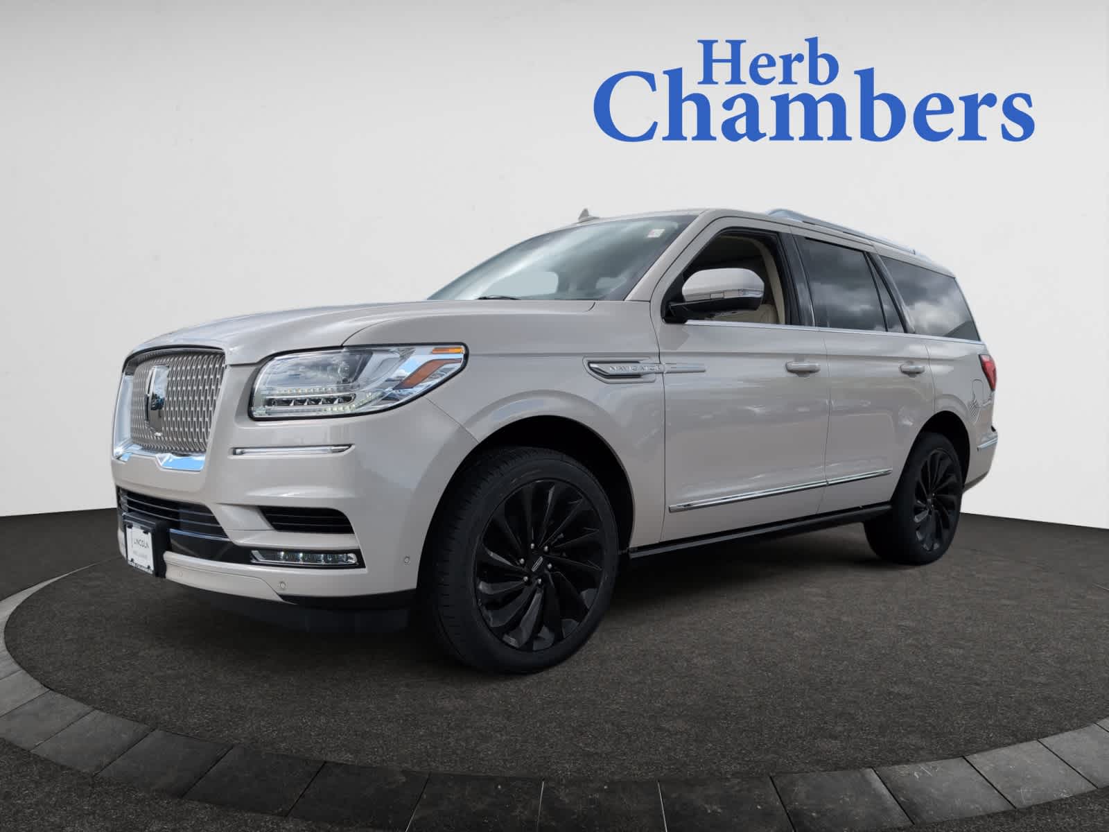 used 2021 Lincoln Navigator car, priced at $55,798