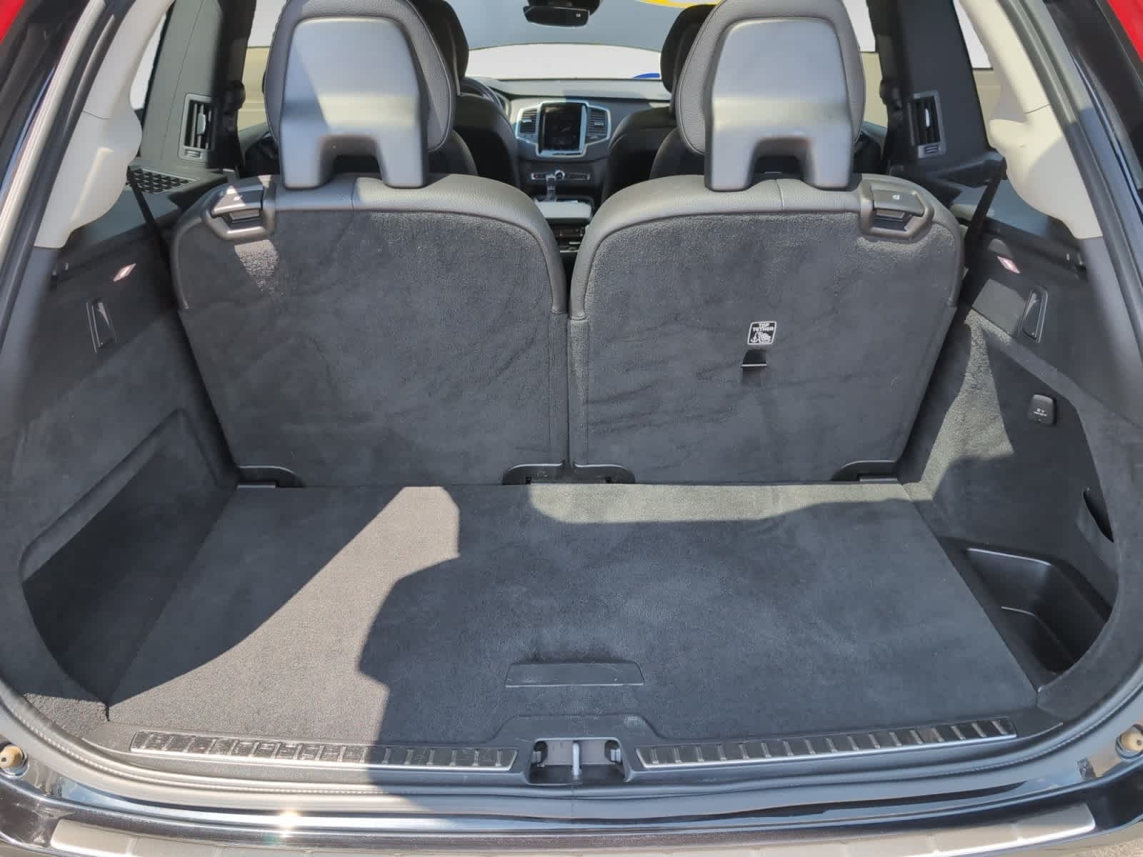 used 2020 Volvo XC90 car, priced at $24,998