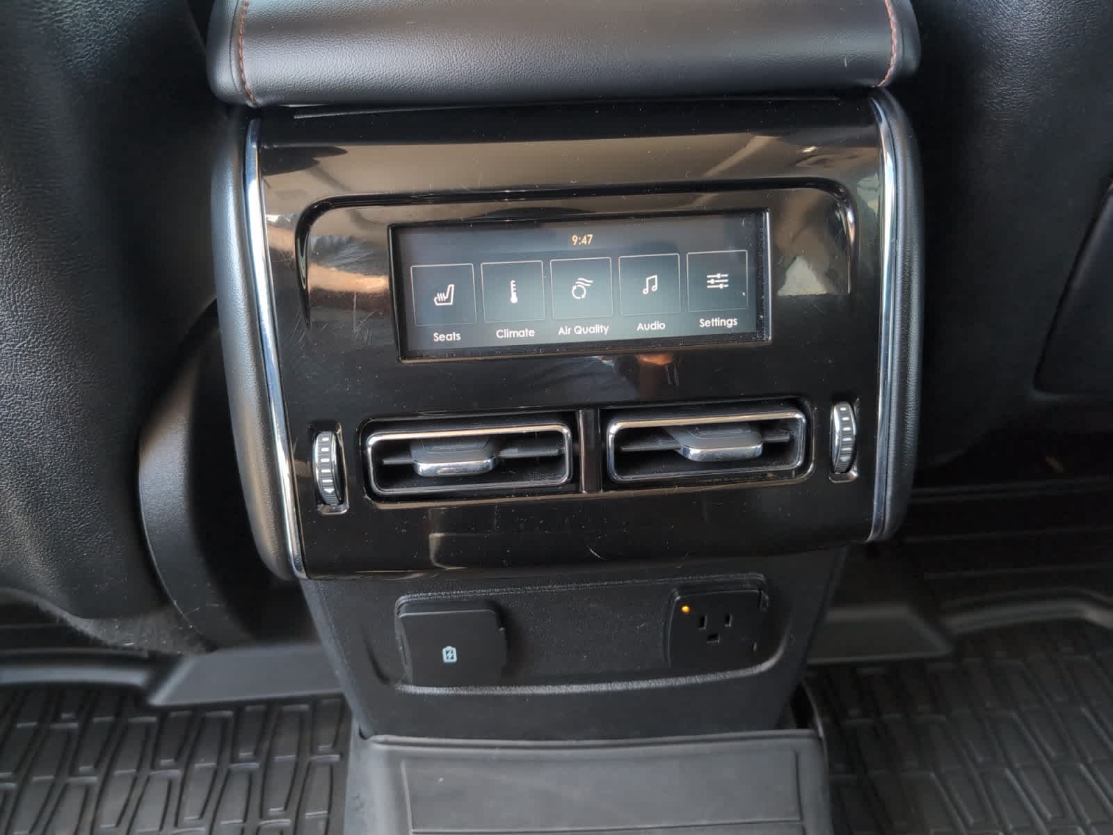 used 2022 Lincoln Aviator car, priced at $35,998
